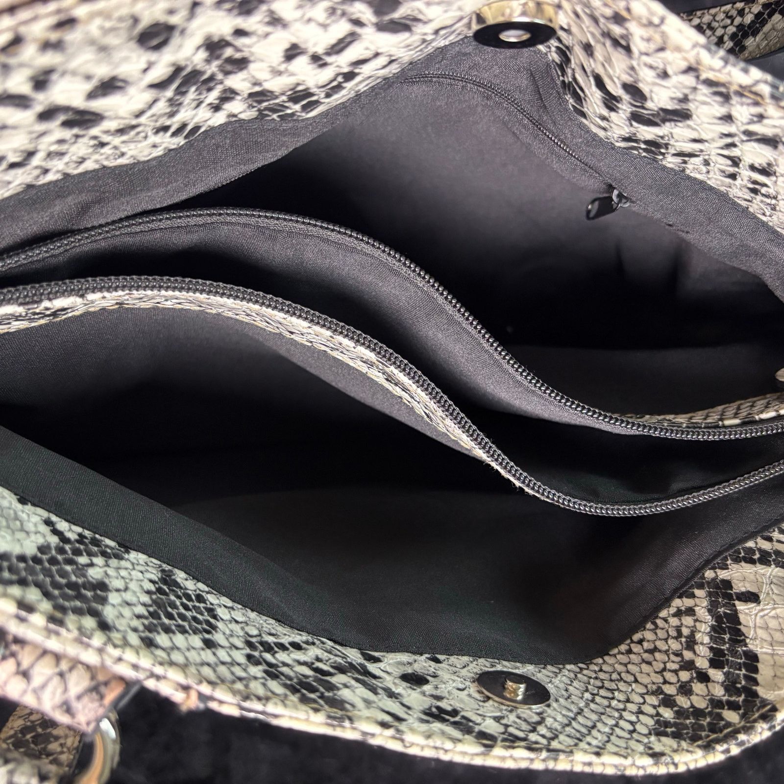 Other White Faux Snakeskin Rosetti Bag Size ONE SIZE - 5 Thumbnail