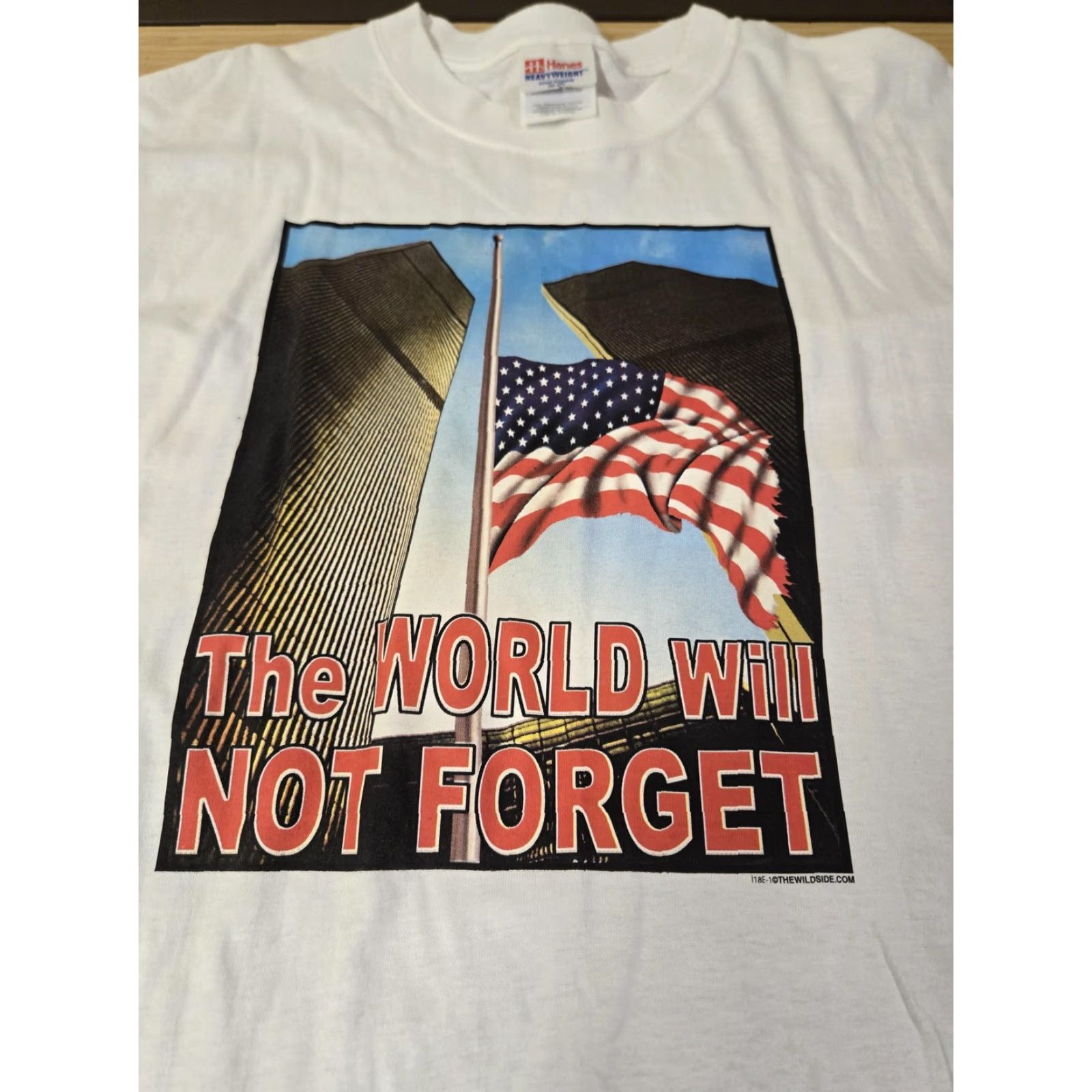 Hanes VINTAGE World Trade Center Shirt Mens XL White 9/11 Memorial USA Flag Hanes Heavyweight Size US XL / EU 56 / 4 - 2 Thumbnail