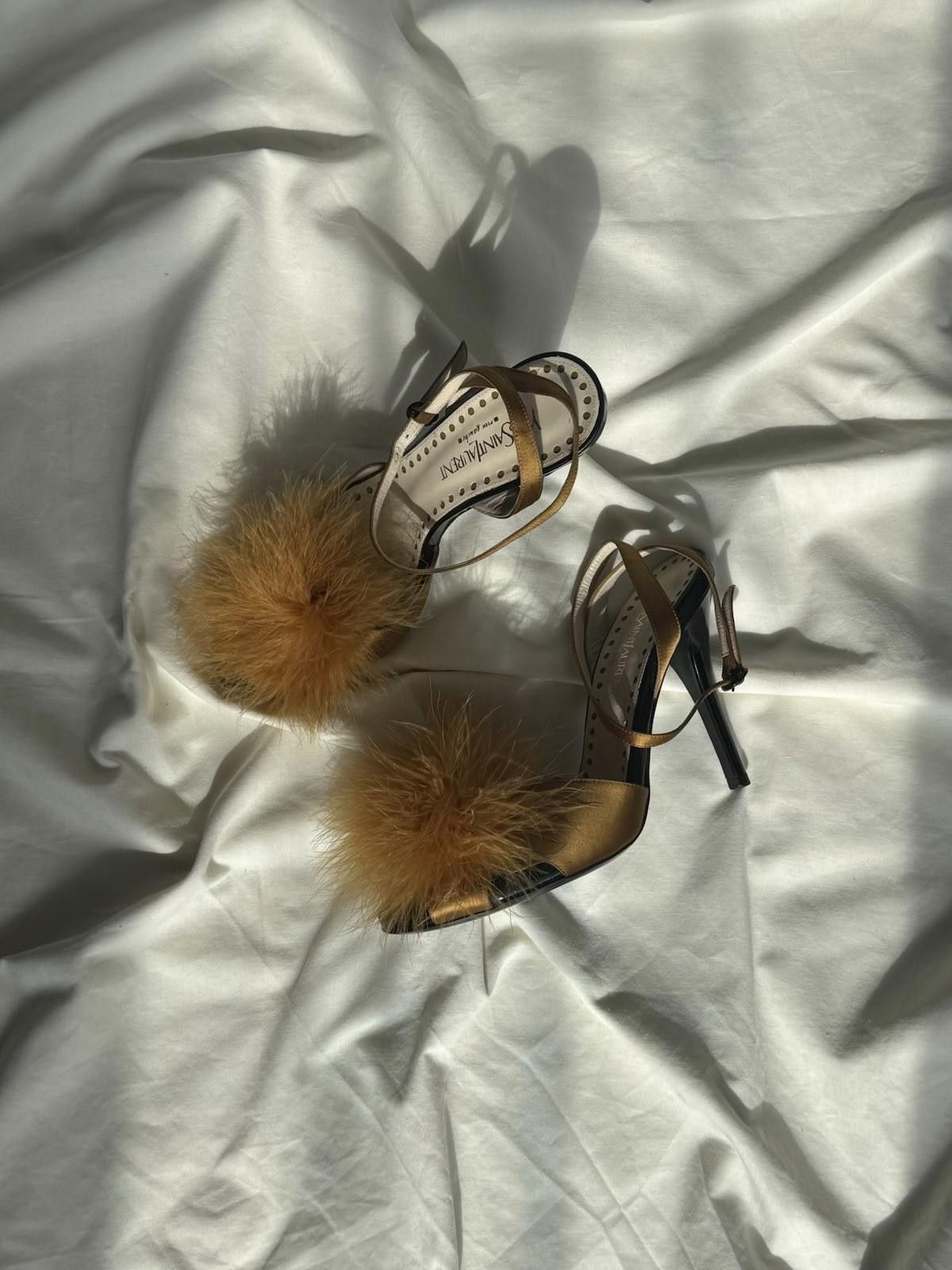 Saint Laurent Paris !NEW S/S 2005 Yves Saint Laurent Runway Satin Feather Heels Size US 7.5 / IT 37.5 - 8 Thumbnail