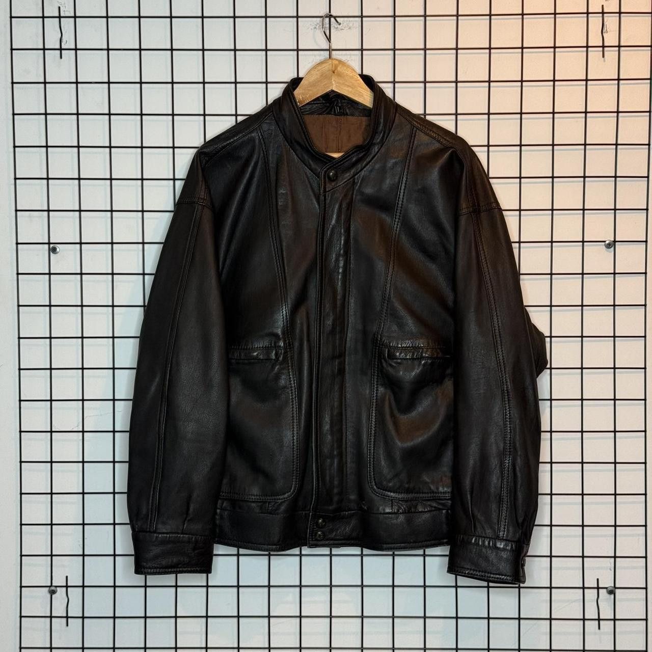 Vintage Vintage 90s Real Leather Boxy Black Jacket Size US L / EU 52-54 / 3 - 1 Thumbnail