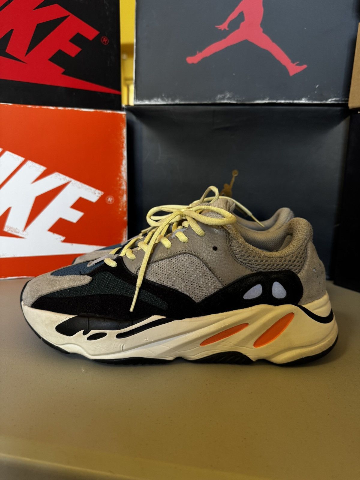 Yeezy Yeezy 700 wave runner Size US 9.5 / EU 42-43 - 5 Thumbnail