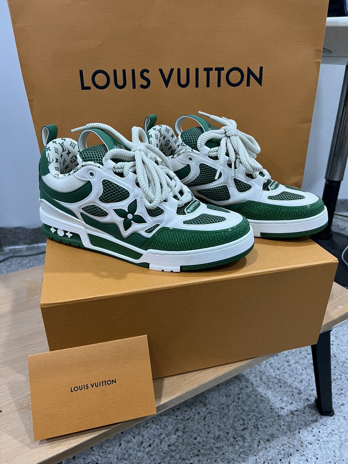 Louis Vuitton モノグラムスニーカー 袋 箱付き 26.5cm - メルカリ