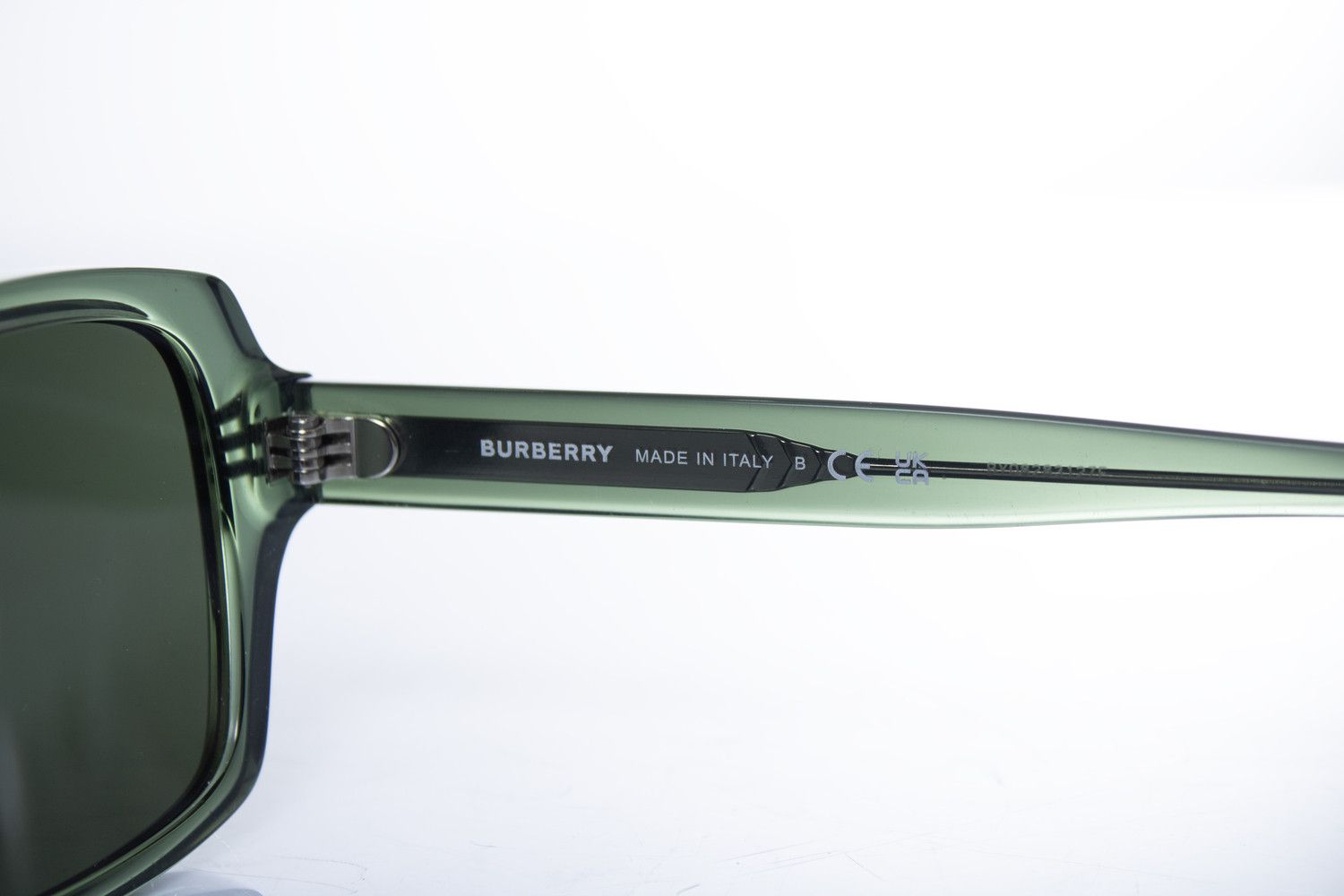 Burberry Burberry, green sunglasses Size ONE SIZE - 6 Thumbnail
