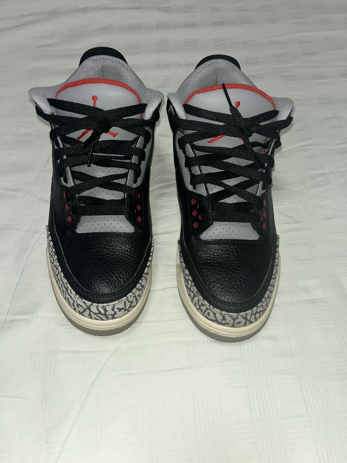 Jordan Brand Air Jordan 3 “Black Cement” 2018 Size US 9.5 / EU 42-43 - 2 Thumbnail
