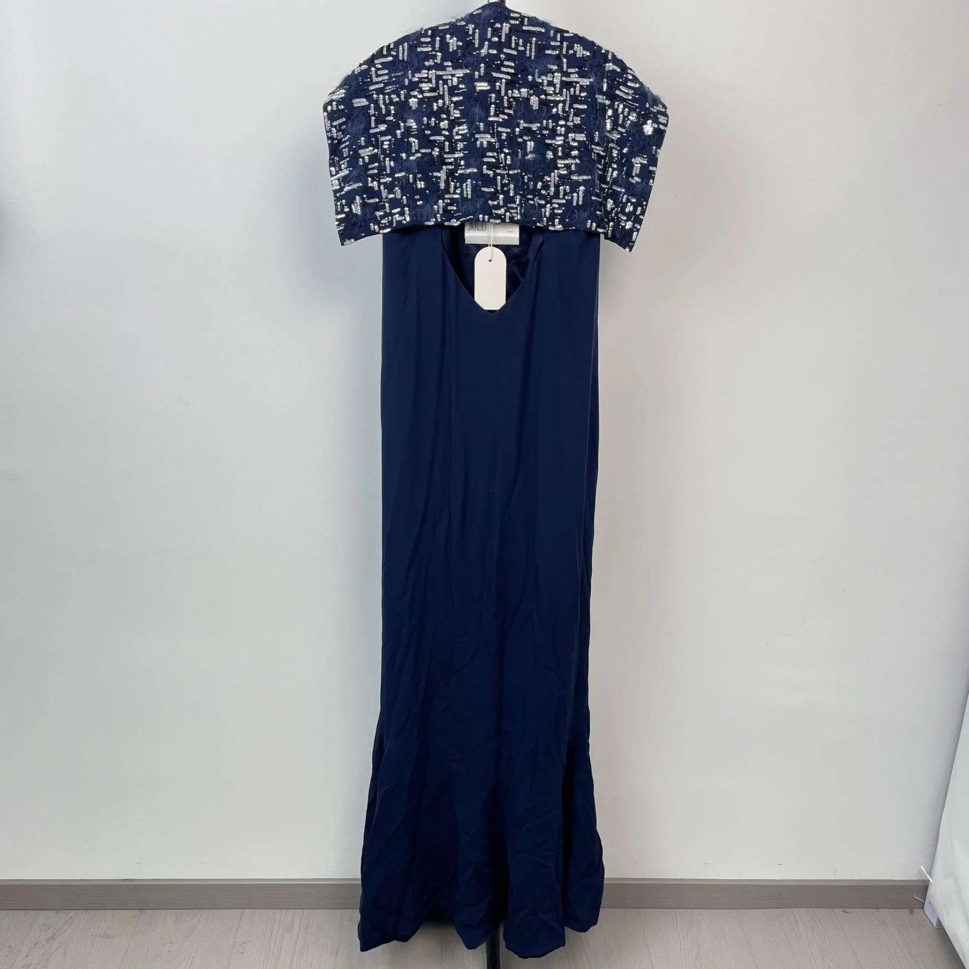 Chanel Chanel 17/18 PF Hamburg beaded couture gown 36 Size XS / US 0-2 / IT 36-38 - 4 Thumbnail