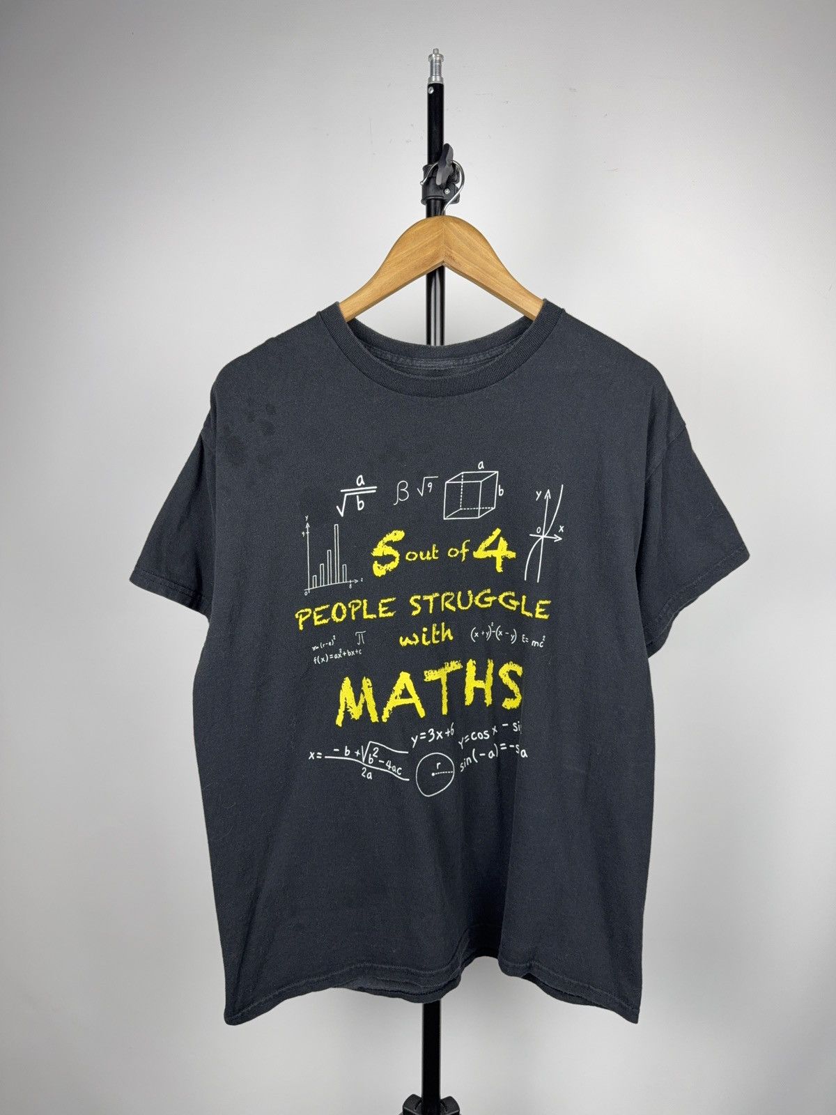Vintage Vintage 00s Math Humor Graphic T-Shirt “5 Out of 4” Size US L / EU 52-54 / 3 - 1 Thumbnail