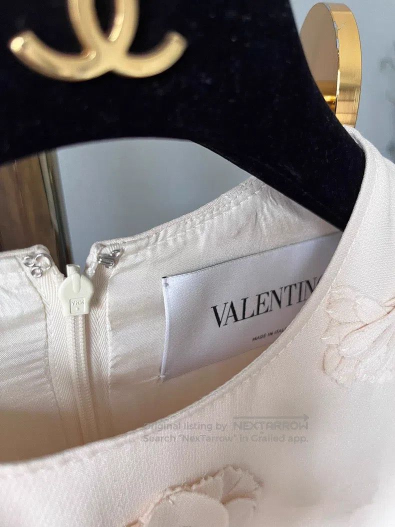 Valentino Valentino Cape dress Size M / US 6-8 / IT 42-44 - 2 Thumbnail