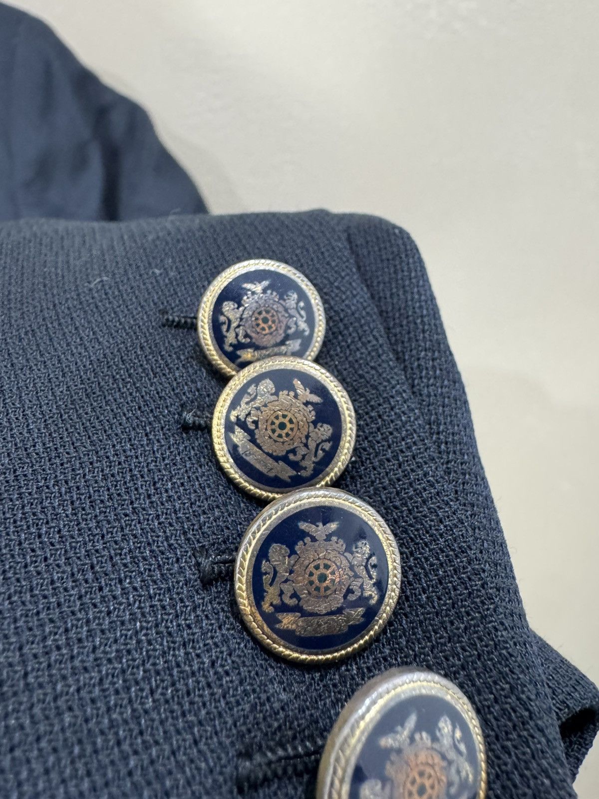 Brioni Brioni Roma double-breasted gold buttons blazer Size 48R - 5 Thumbnail