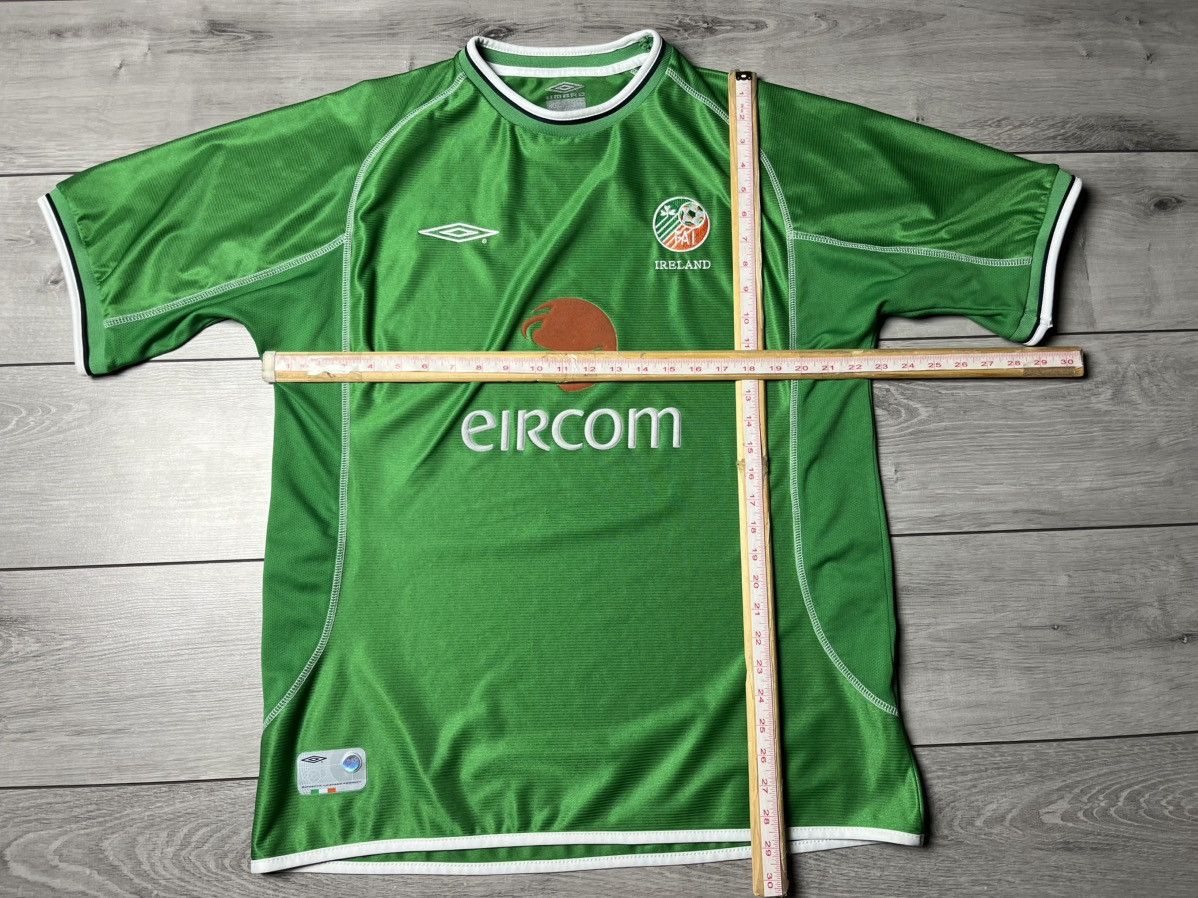 Umbro Republic of Ireland 2002 Umbro World Cup home footbal shirt Size US XL / EU 56 / 4 - 6 Thumbnail