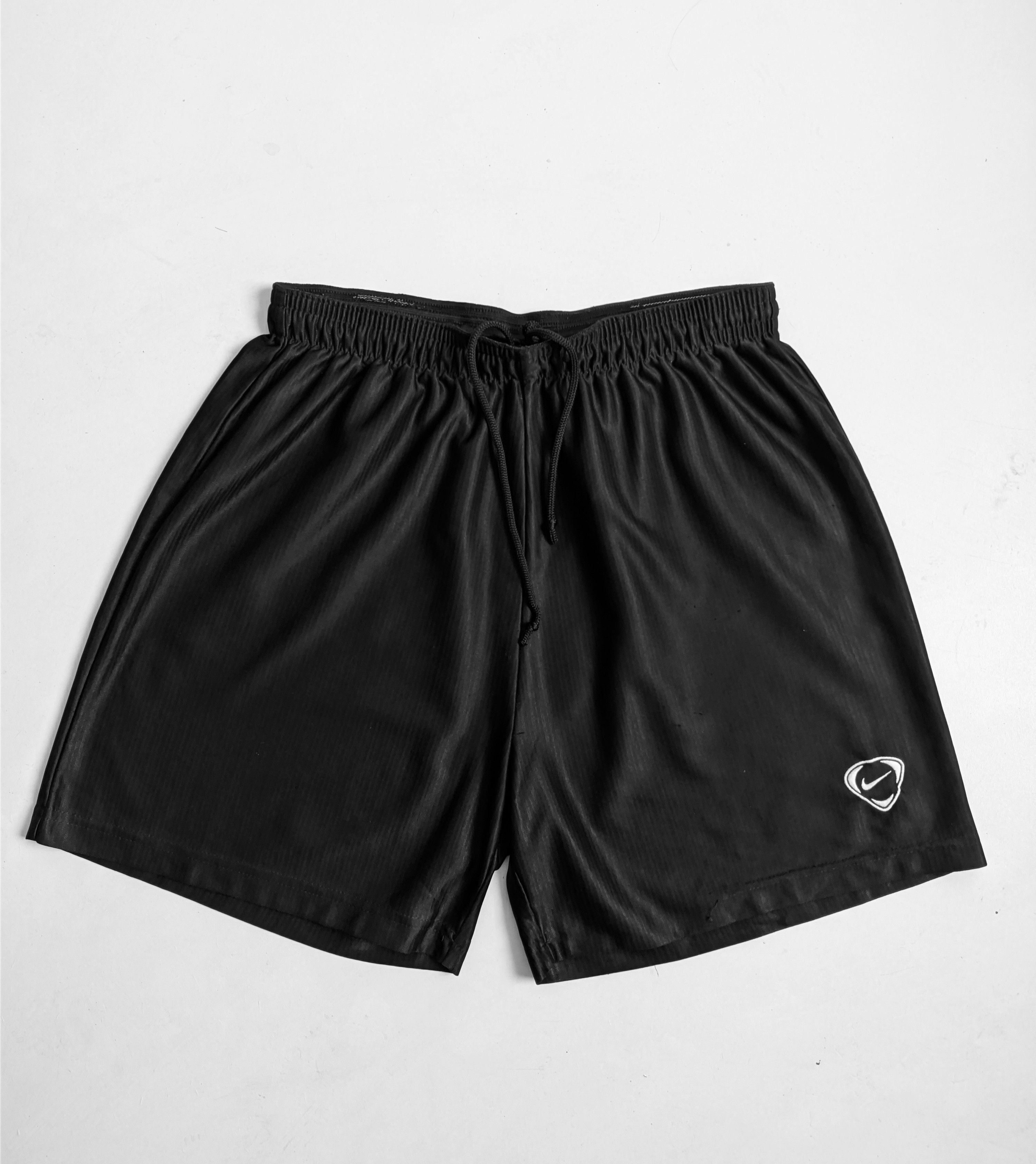 Nike Nike vintage shorts swoosh 90s Size US 34 / EU 50 - 1 Thumbnail