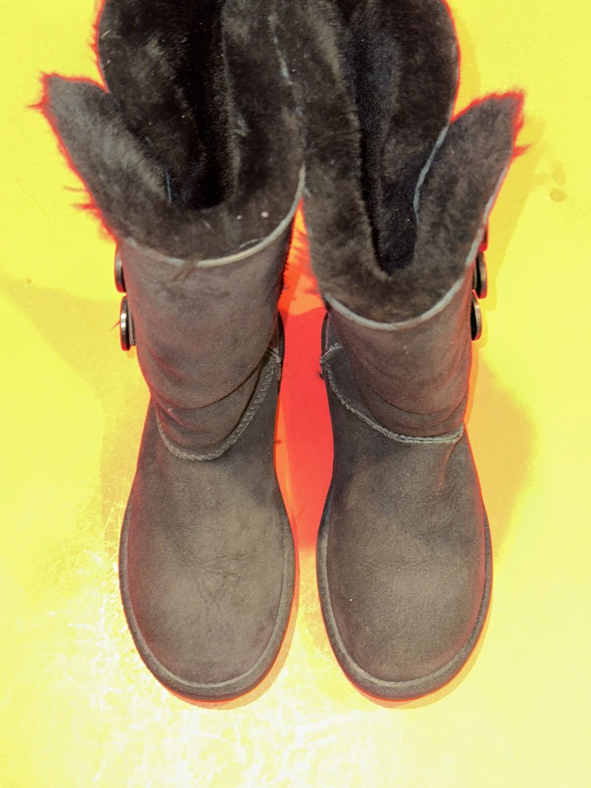 Ugg UGG Australia Bailey Triple Button Black Boot Sheepskin 1873 Size US 6 / IT 36 - 1 Thumbnail