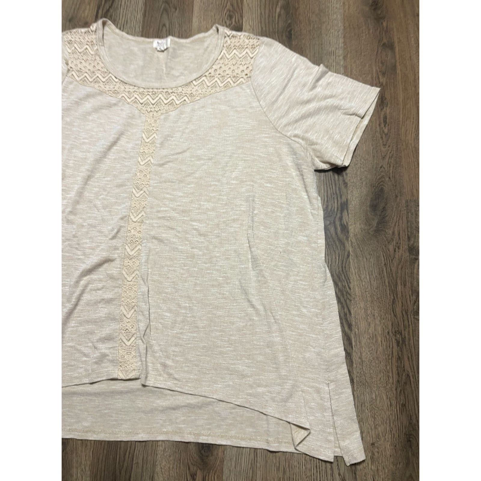 Madison Madison & Berkeley Shirt Women's 3X Tan Short Sleeve Brown Solid T-Shirt Vintage No (adjusted kept original words) Size XXL / US 16-18 / IT 52-54 - 4 Thumbnail