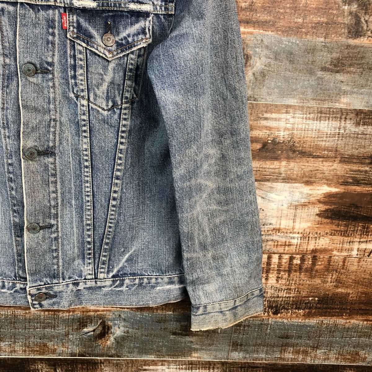 Levi's Levis ripped distressed vintage Blue Denim Jacket #A1523 Size US M / EU 48-50 / 2 - 8 Thumbnail