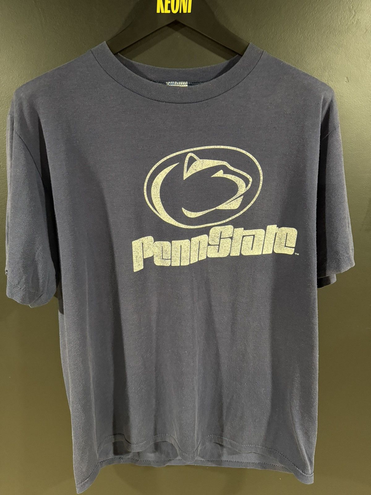 Vintage 1990s Vintage Penn State Single Stitch Faded NCAA Tee XL Size US XL / EU 56 / 4 - 2 Thumbnail