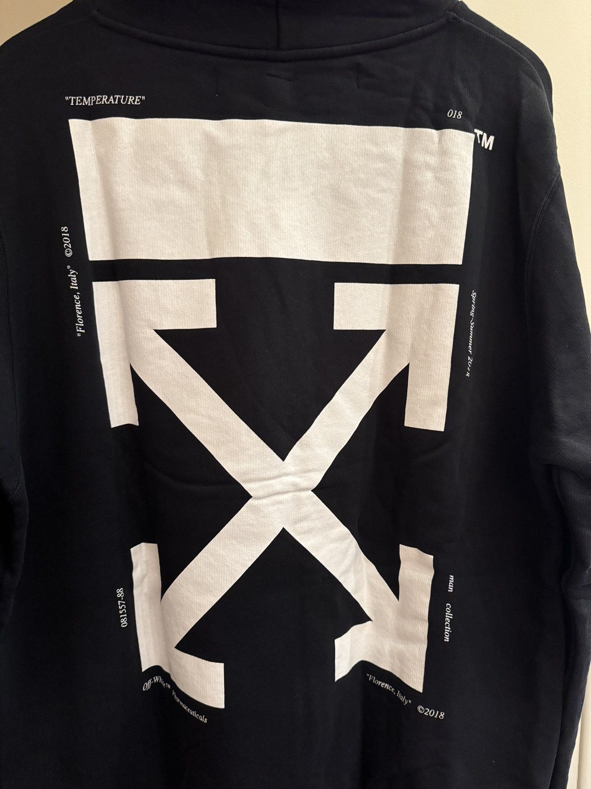 Off-White Off-White Black Mona Lisa Hoodie with Back Logo Detailing Size US M / EU 48-50 / 2 - 8 Thumbnail