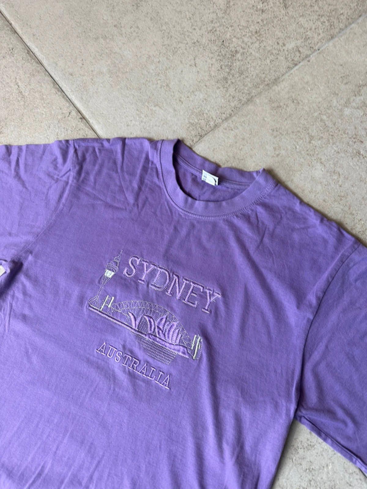 Vintage Vintage Sydney Tee Size US XL / EU 56 / 4 - 2 Thumbnail