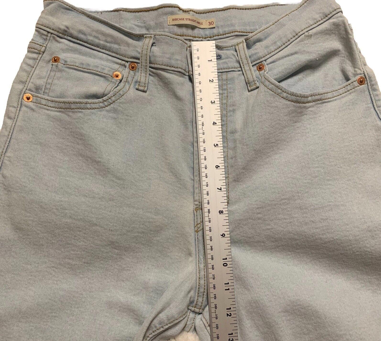 Levi's Levi's Jeans Women's 30x27 light Blue Taper Ribcage Size 30" / US 8 / IT 44 - 11 Thumbnail
