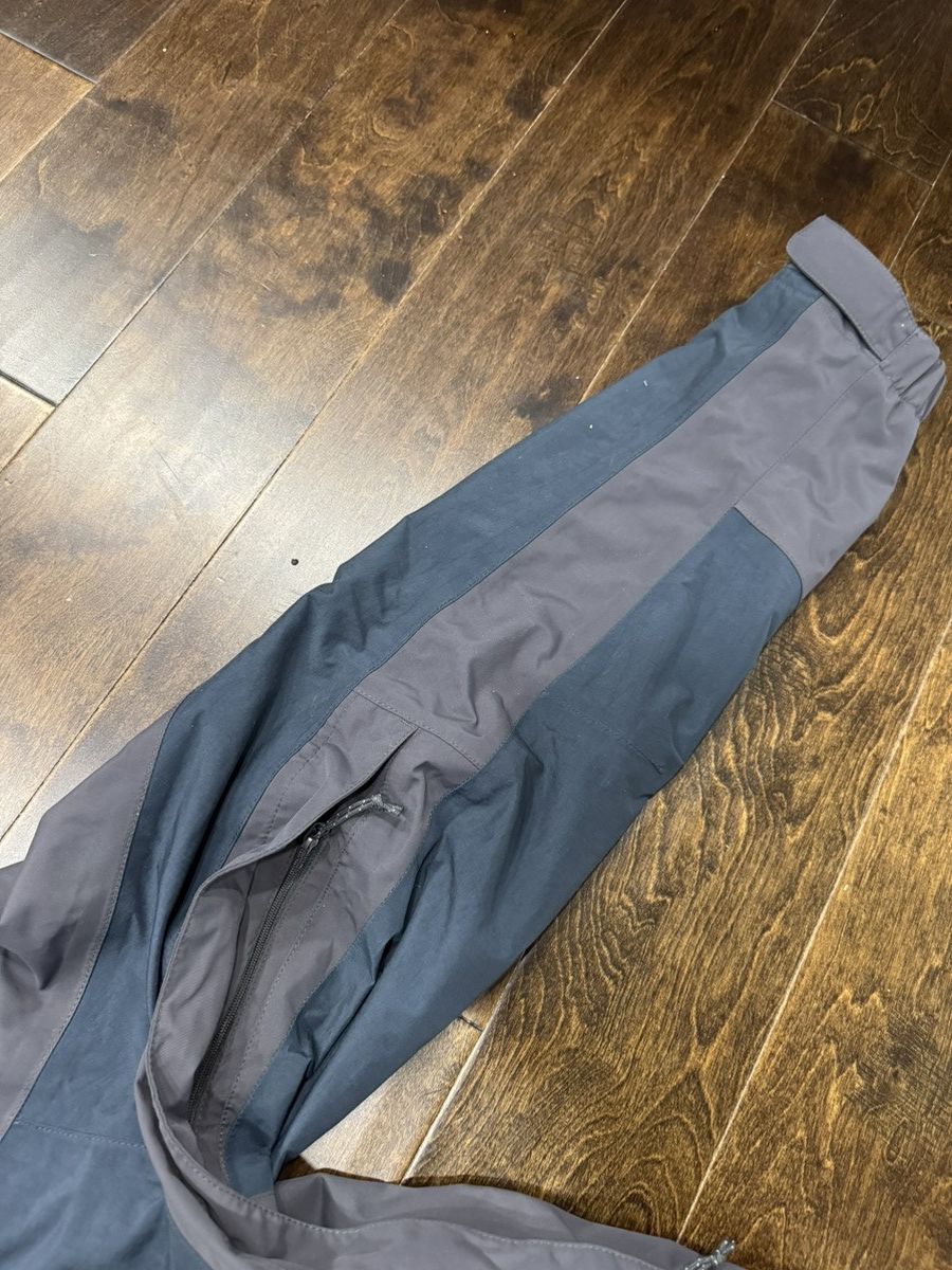 The North Face Navy Blue The North Face Waterproof Windbreaker Jacket Size US L / EU 52-54 / 3 - 11 Thumbnail