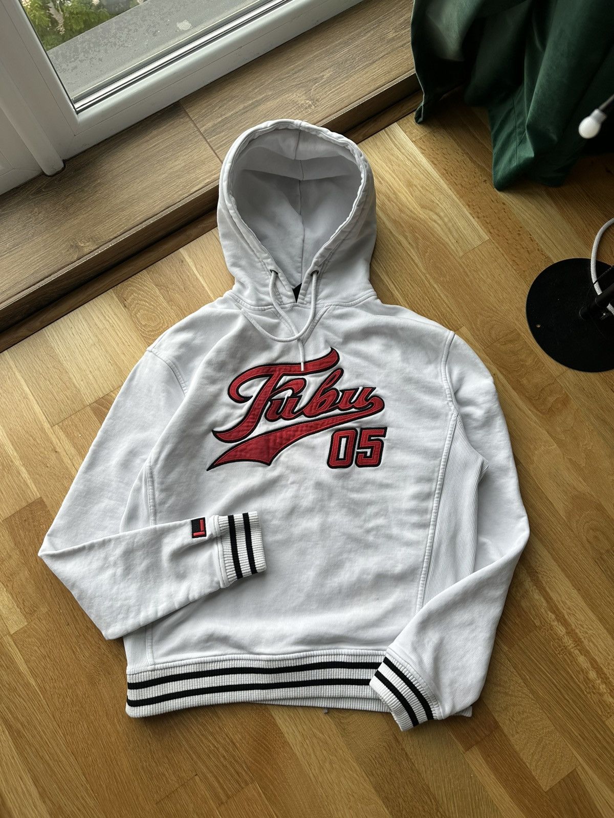 Fubu Vintage Baggy Fubu Hoodie 05 Big Logo White Y2K Size US M / EU 48-50 / 2 - 1 Thumbnail