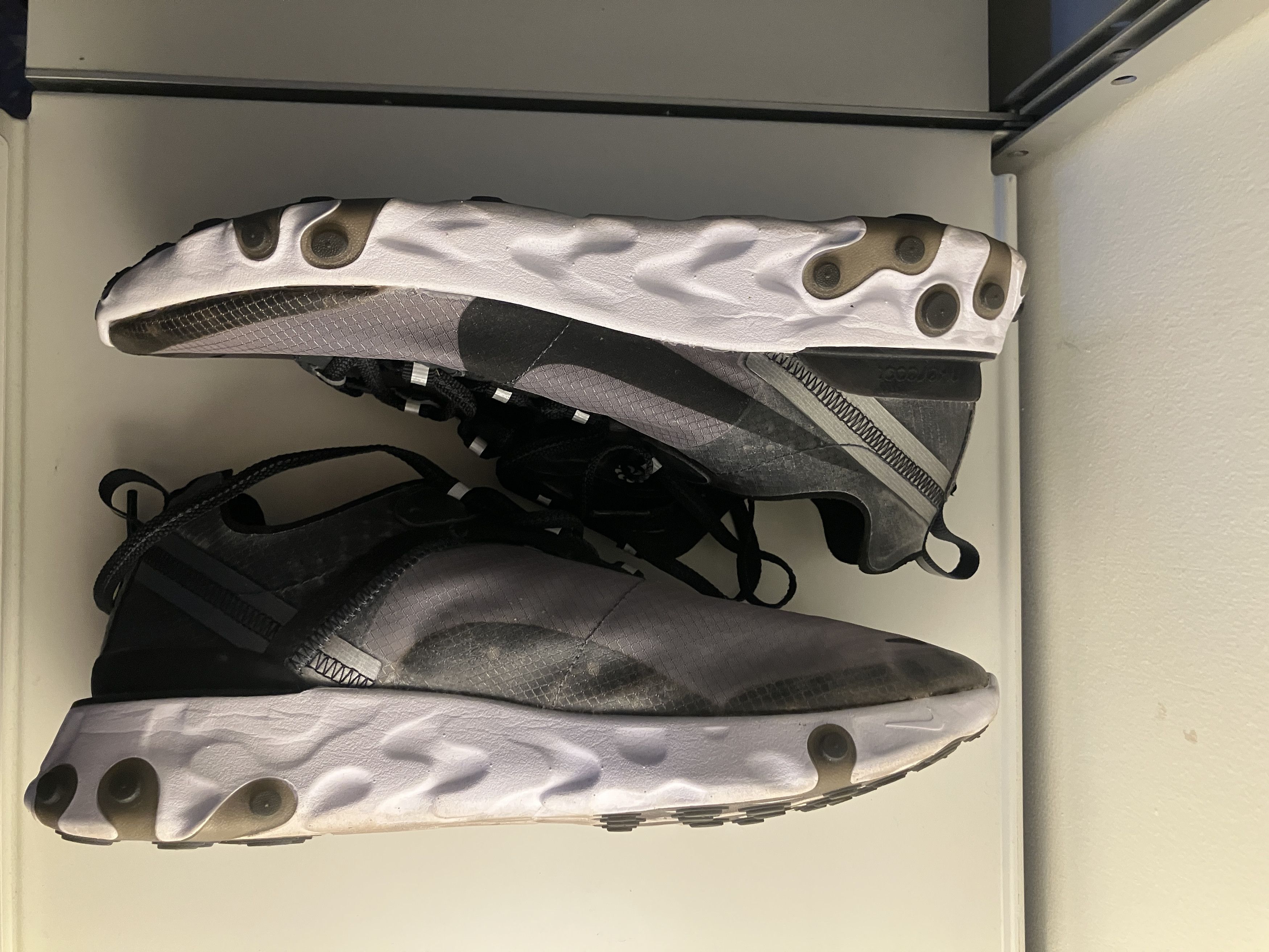 Nike NIKE REACT ELEMENT 87 'ANTHRACITE Size US 9.5 / EU 42-43 - 2 Thumbnail