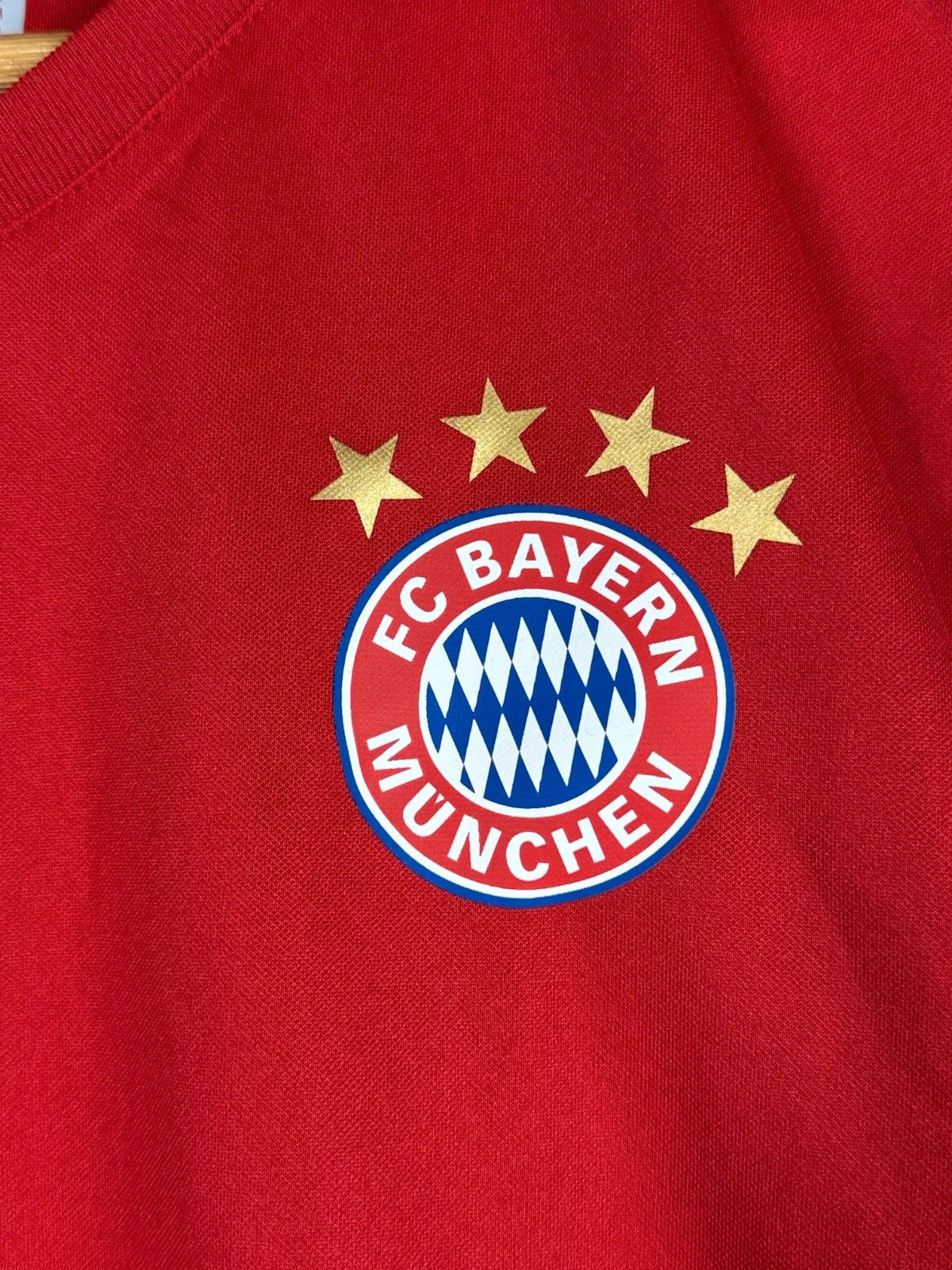 Adidas Adidas Bayern Munich Training Sleeveless Shirt Size US M / EU 48-50 / 2 - 5 Thumbnail