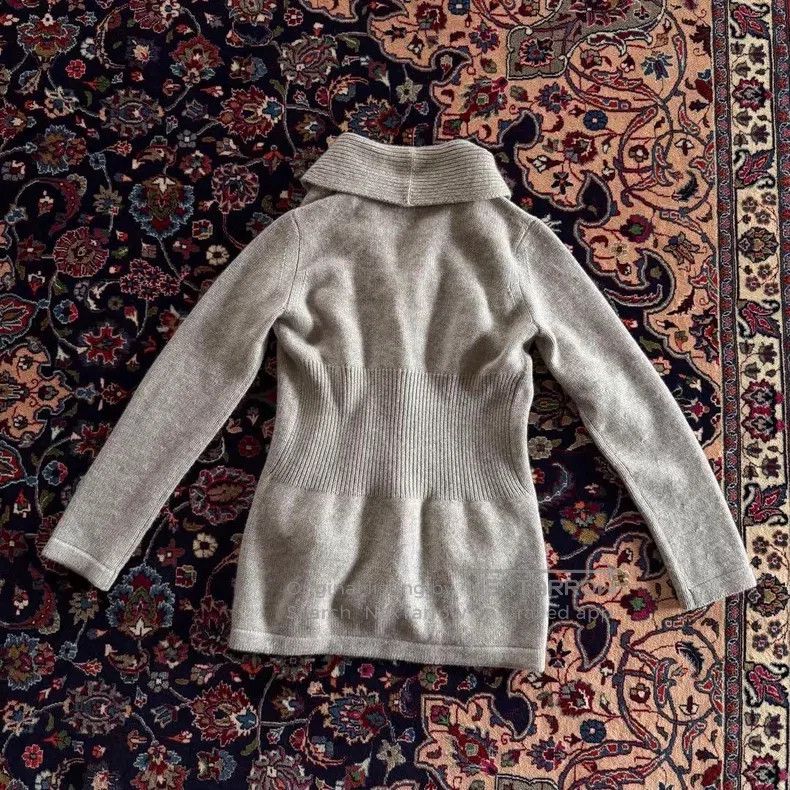Loro Piana Loro Piana Shawl collar top-grade cashmere knitted cardiga Size XS / US 0-2 / IT 36-38 - 3 Thumbnail