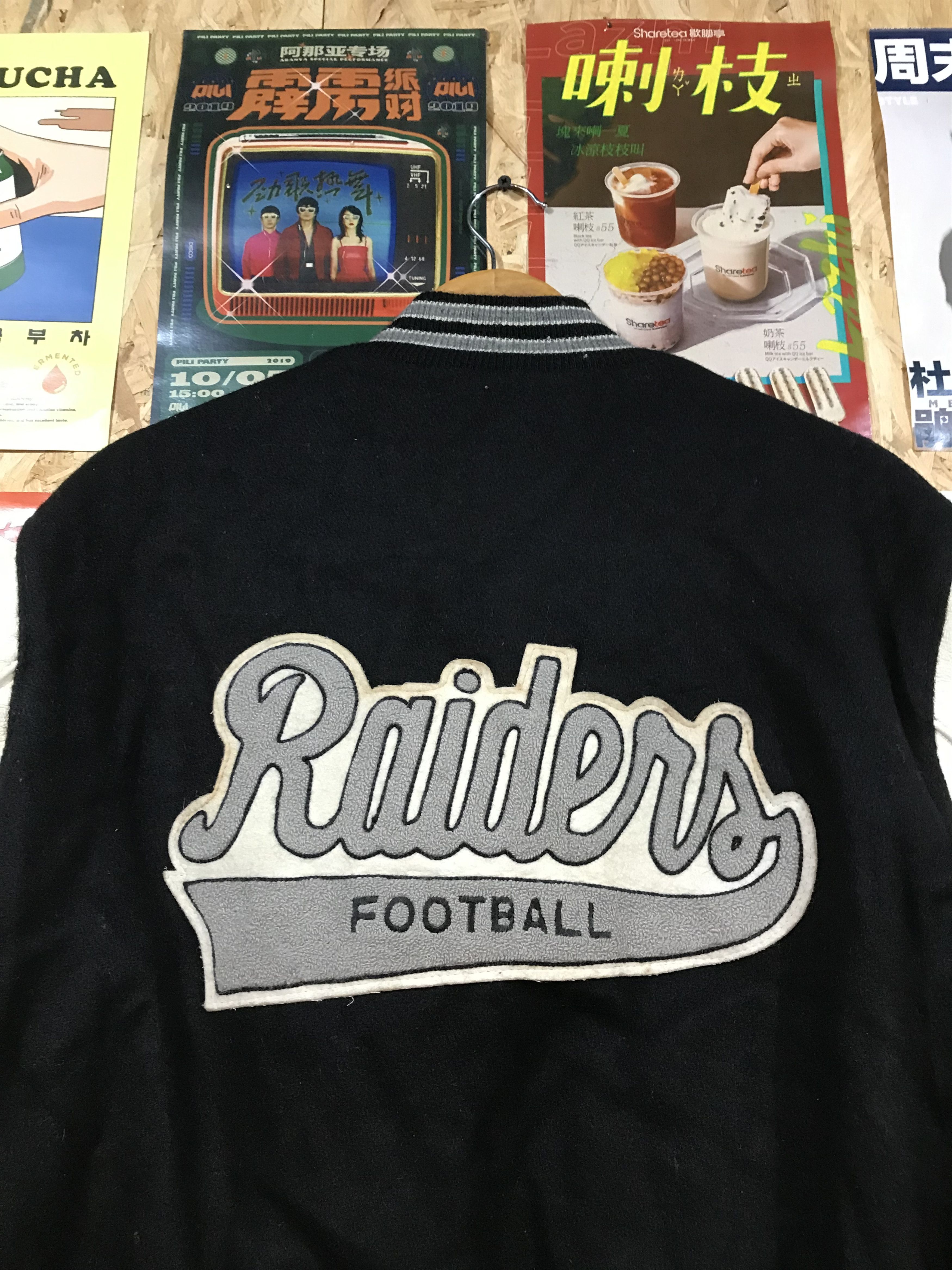 Delong Vintage Varsity Raiders Football Delong Sportswear Jacket Size US XL / EU 56 / 4 - 6 Thumbnail