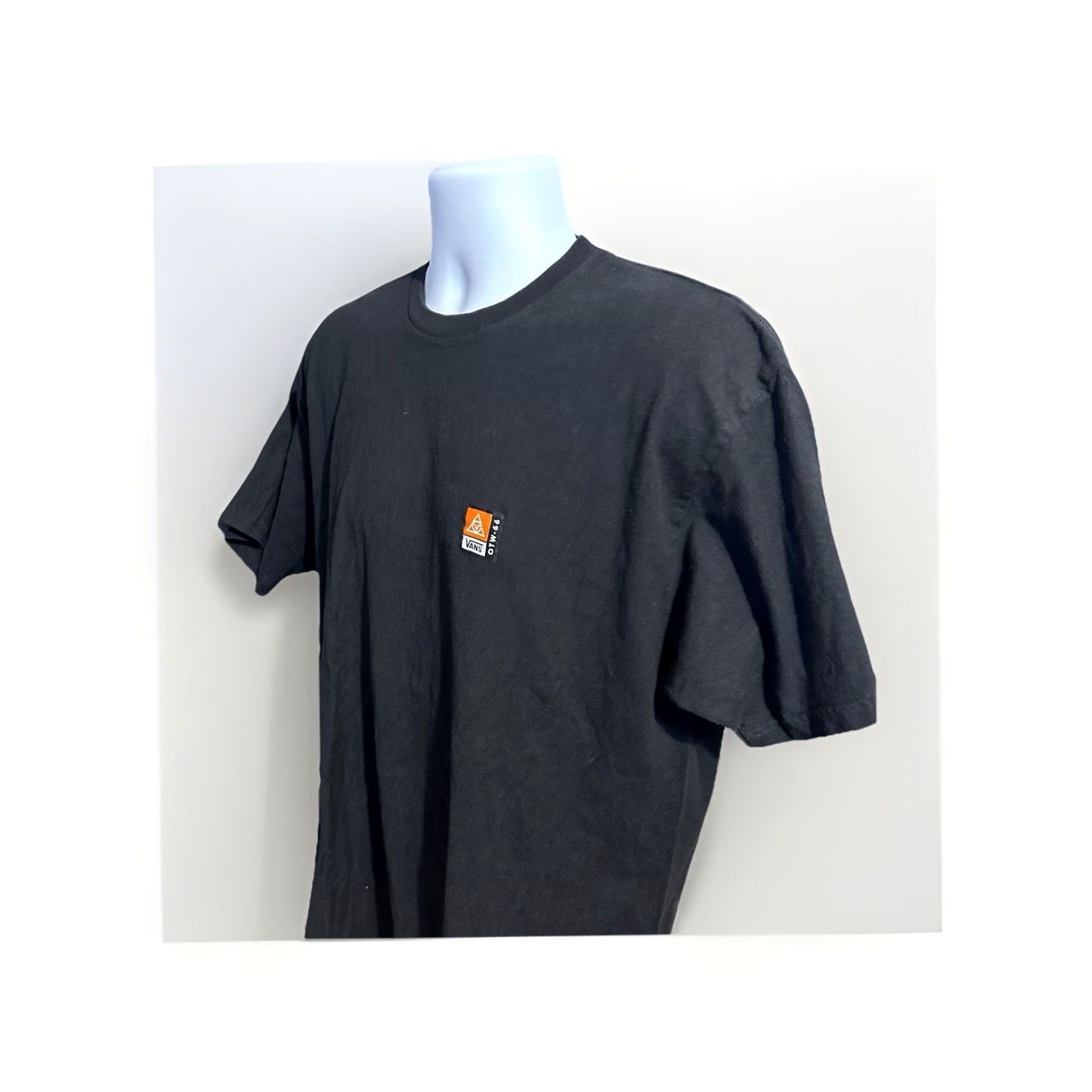 Vans VANS Shirt Men L Black Short Sleeve Graphic Tee Logo 66 Supply 2020 Off The Wall Size US L / EU 52-54 / 3 - 3 Thumbnail
