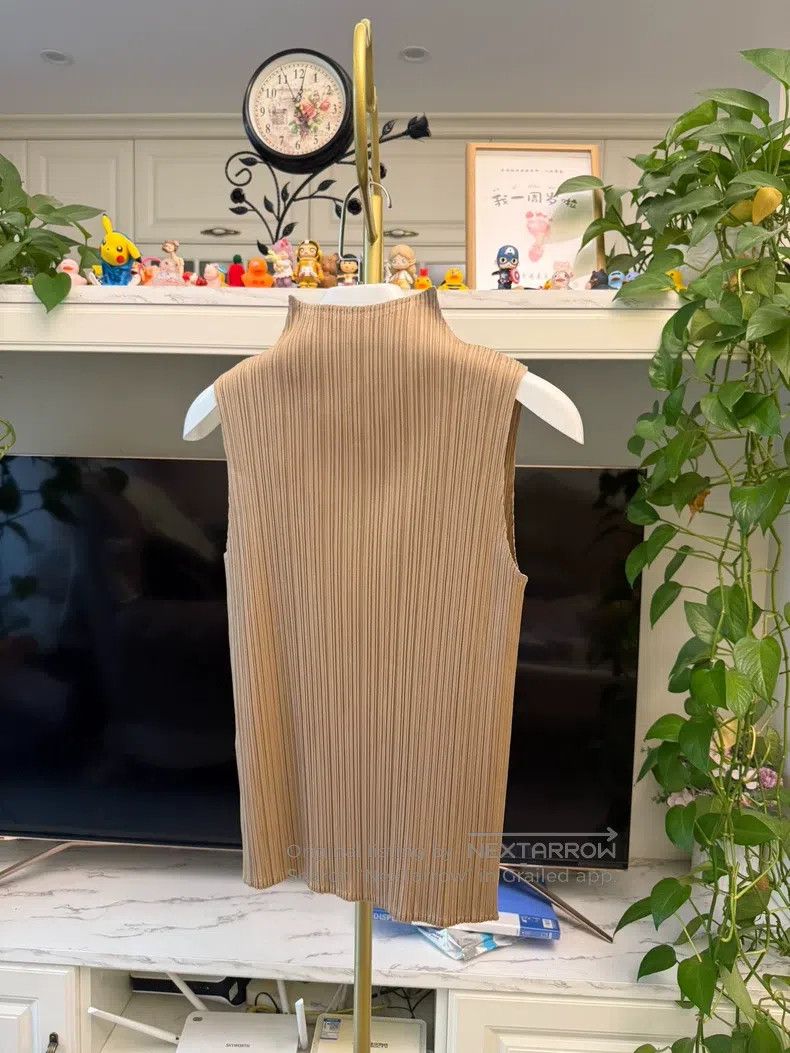 Issey Miyake Issey Miyake Moonlight Gold Semi-turtleneck Sleeveless Cam Size L / US 10 / IT 46 - 6 Thumbnail