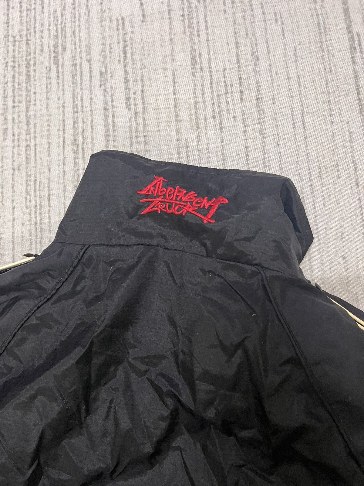 Independent Truck Co. × Japanese Brand × Vintage Vintage 90a independenttruck windbrekaer Size US M / EU 48-50 / 2 - 5 Thumbnail