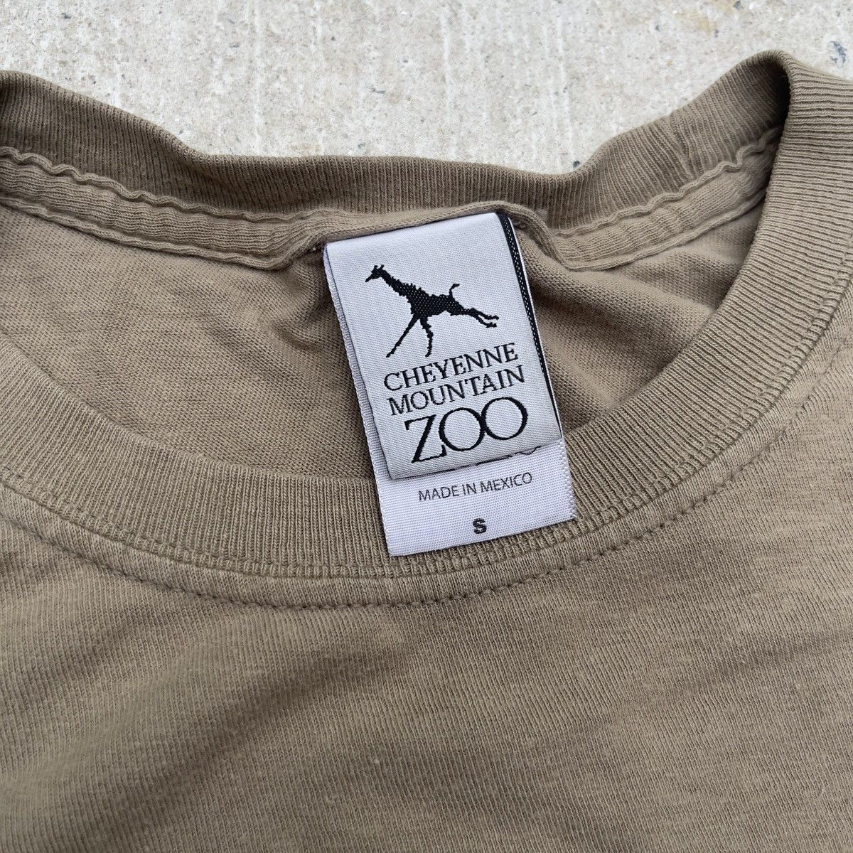 Vintage Vintage Y2K POO AT THE ZOO Shirt Size US XXL / EU 58 / 5 - 4 Thumbnail