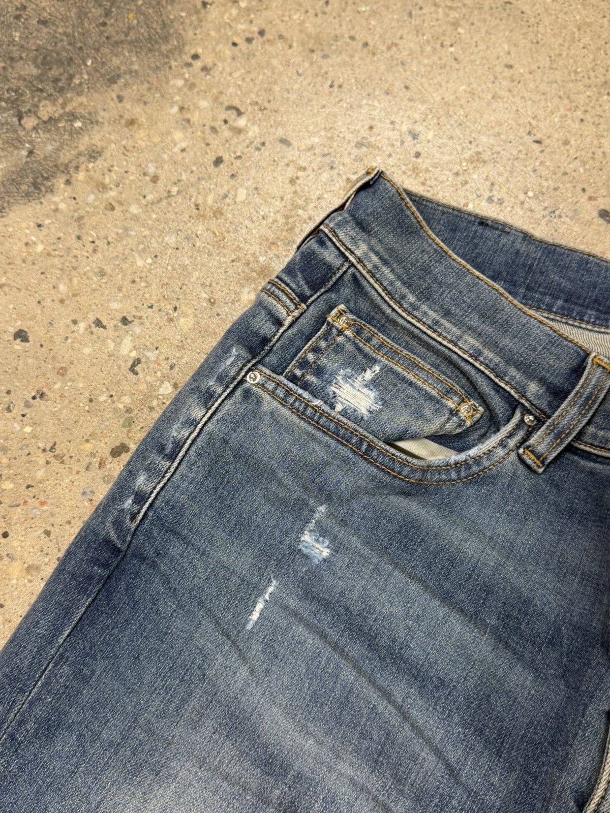 Amiri Amiri Distressed Jeans NEW RETAIL 1000$ Size US 32 / EU 48 - 3 Thumbnail
