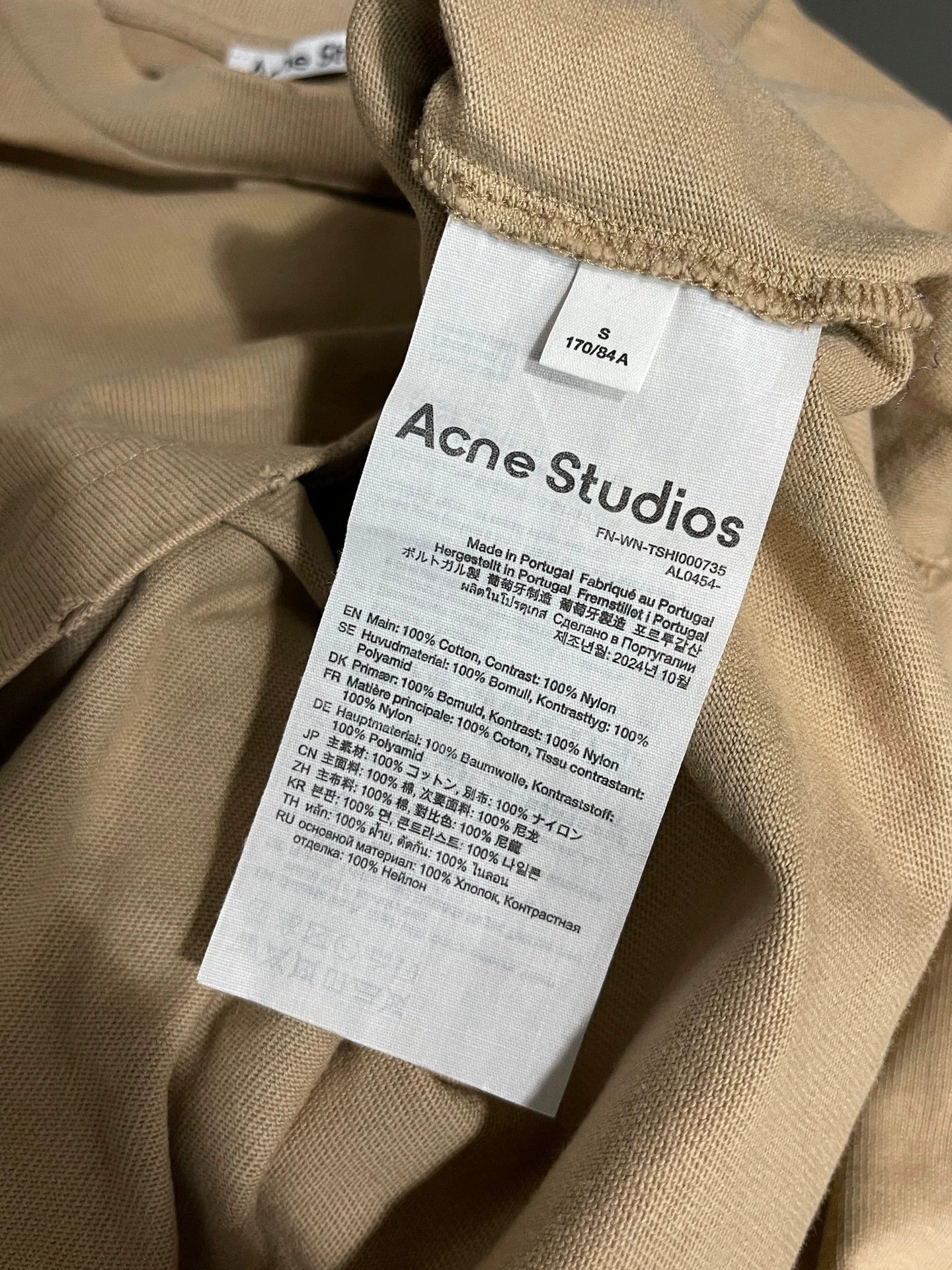 Acne Studios Acne Studios Heart Logo Print longsleeve size S Size US L / EU 52-54 / 3 - 7 Thumbnail