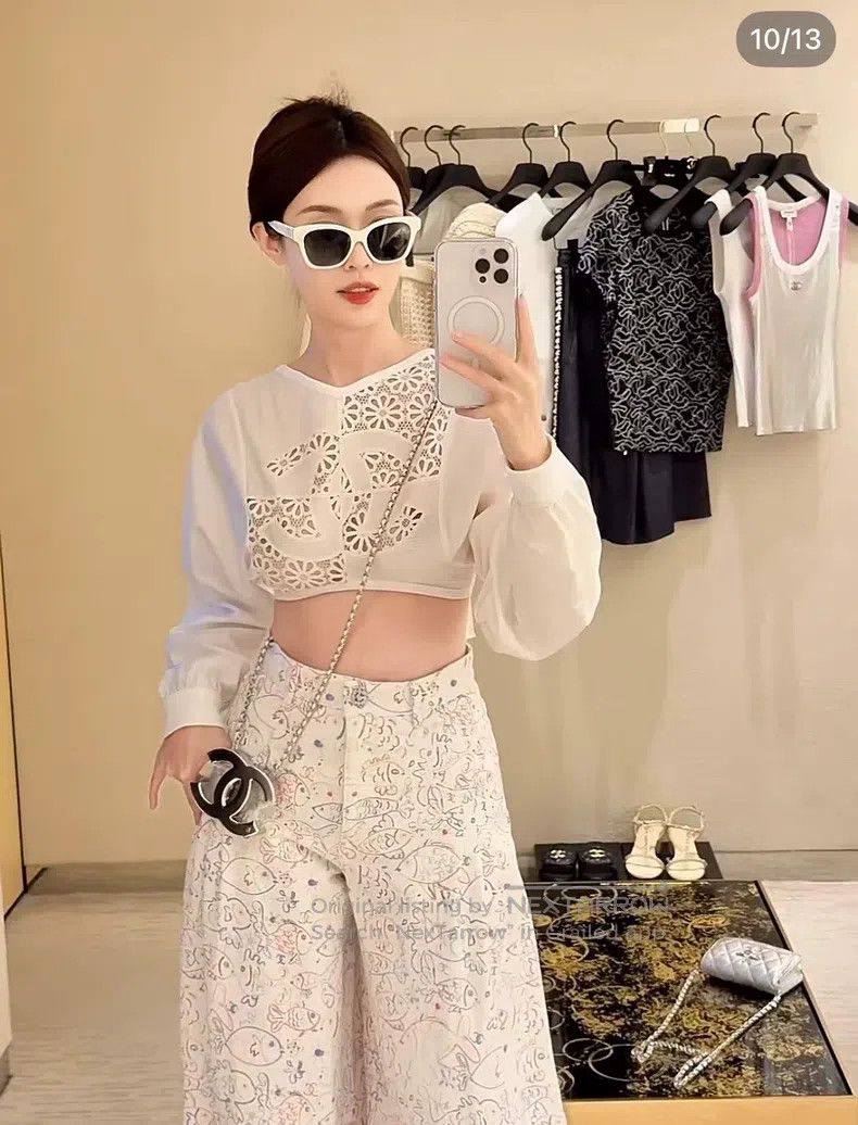 Chanel Chanel 25C white hollow logo long sleeves Size XS / US 0-2 / IT 36-38 - 5 Thumbnail