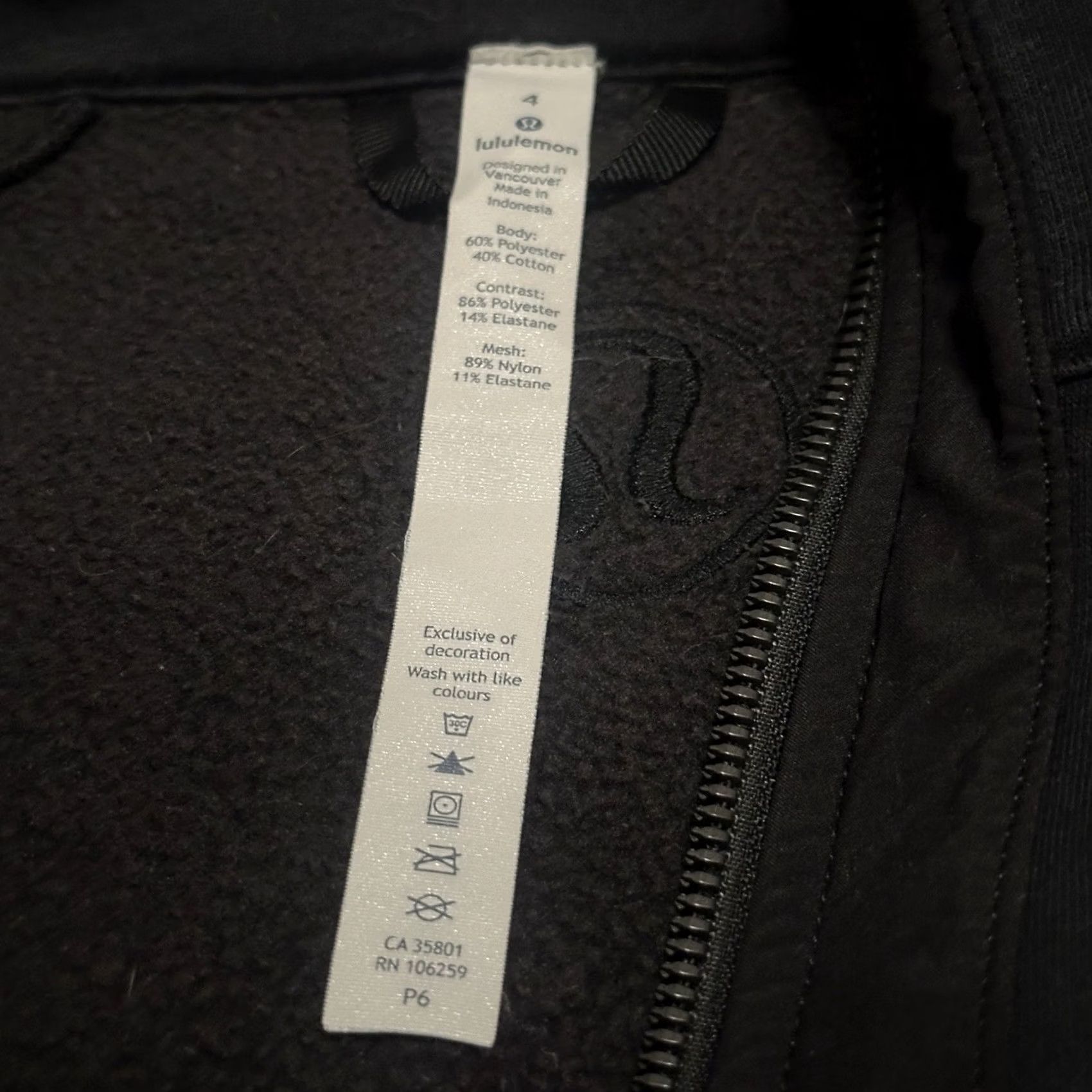 Lululemon Lululemon Light as Warmth Jacket Womens 4 Full Zip Black Jacket Activewear Yoga Gym Running Holiday 90s Mens Womens Girls Boys Size S / US 4 / IT 40 - 4 Thumbnail