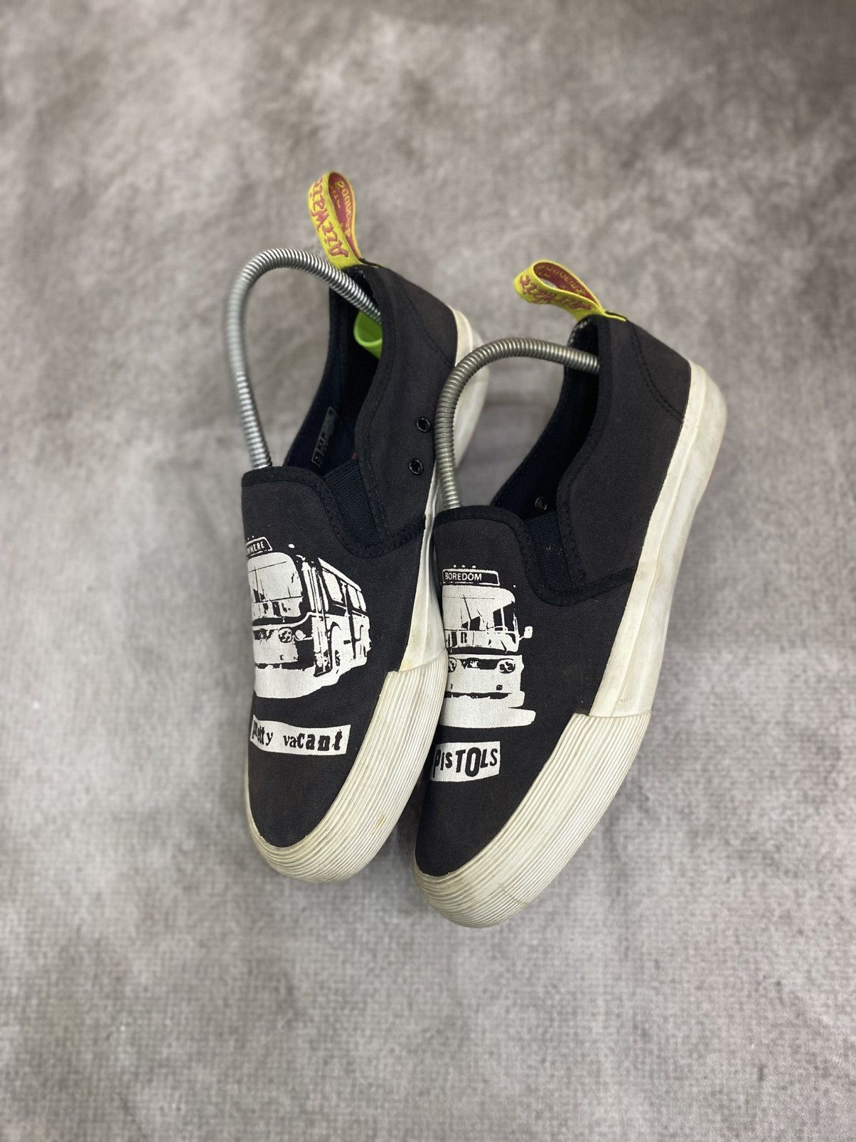 Dr. Martens Dr martens toomsey sex pistols black white Size US 6 / EU 39 - 2 Thumbnail