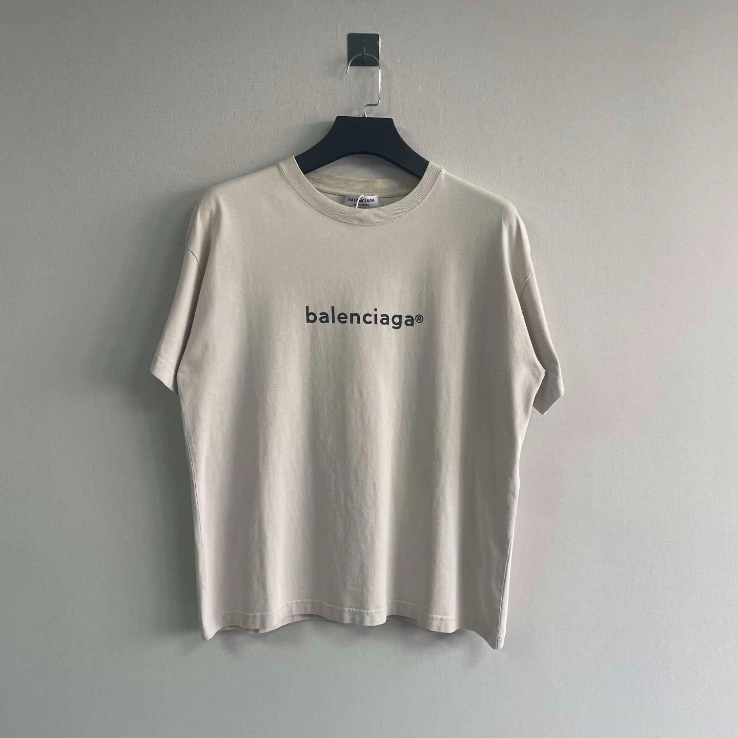 Balenciaga balenciaga short sleeve logo t-shirt xl Size US XL / EU 56 / 4 - 1 Thumbnail
