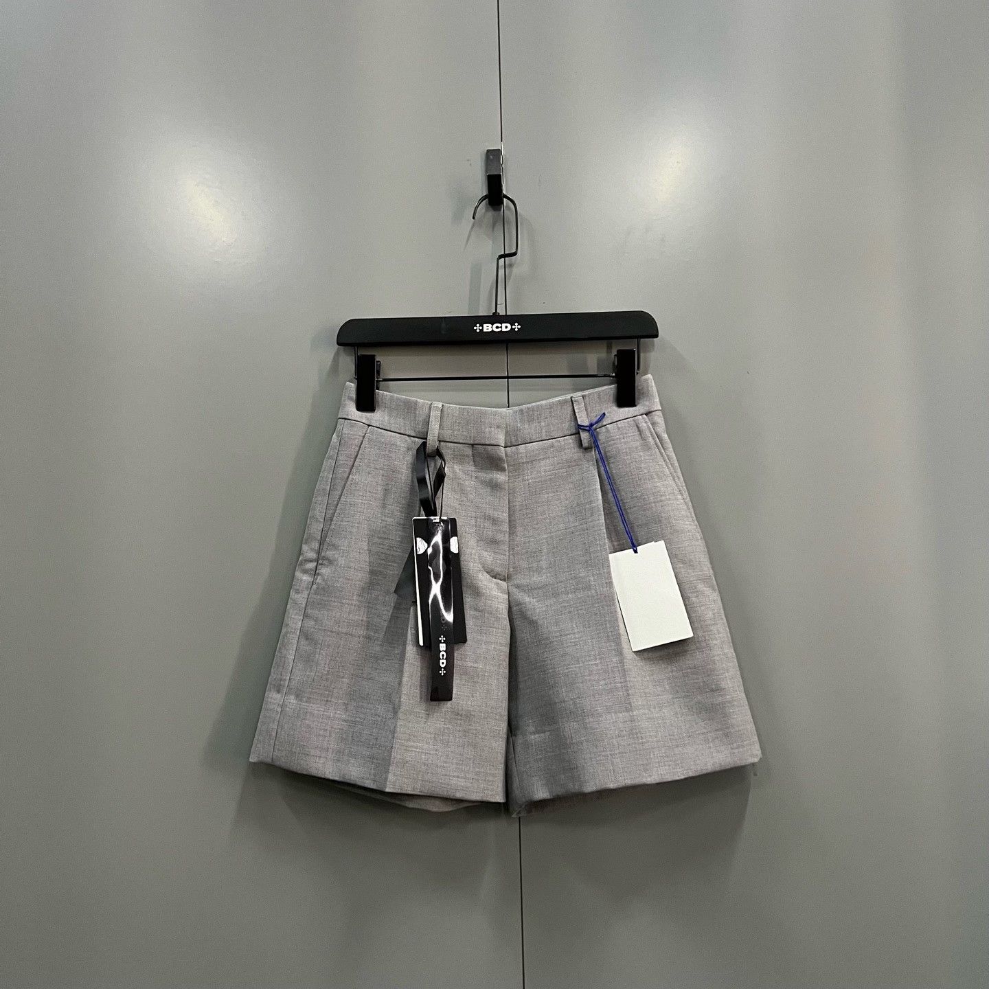 Burberry Burberry Gray Pants 32 Women Size 32" / US 10 / IT 46 - 1 Thumbnail