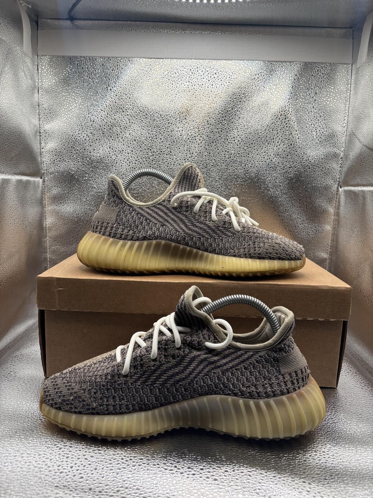 Yeezy Adidas Yeezy 350 ash pearl Size US 6 / EU 39 - 5 Thumbnail