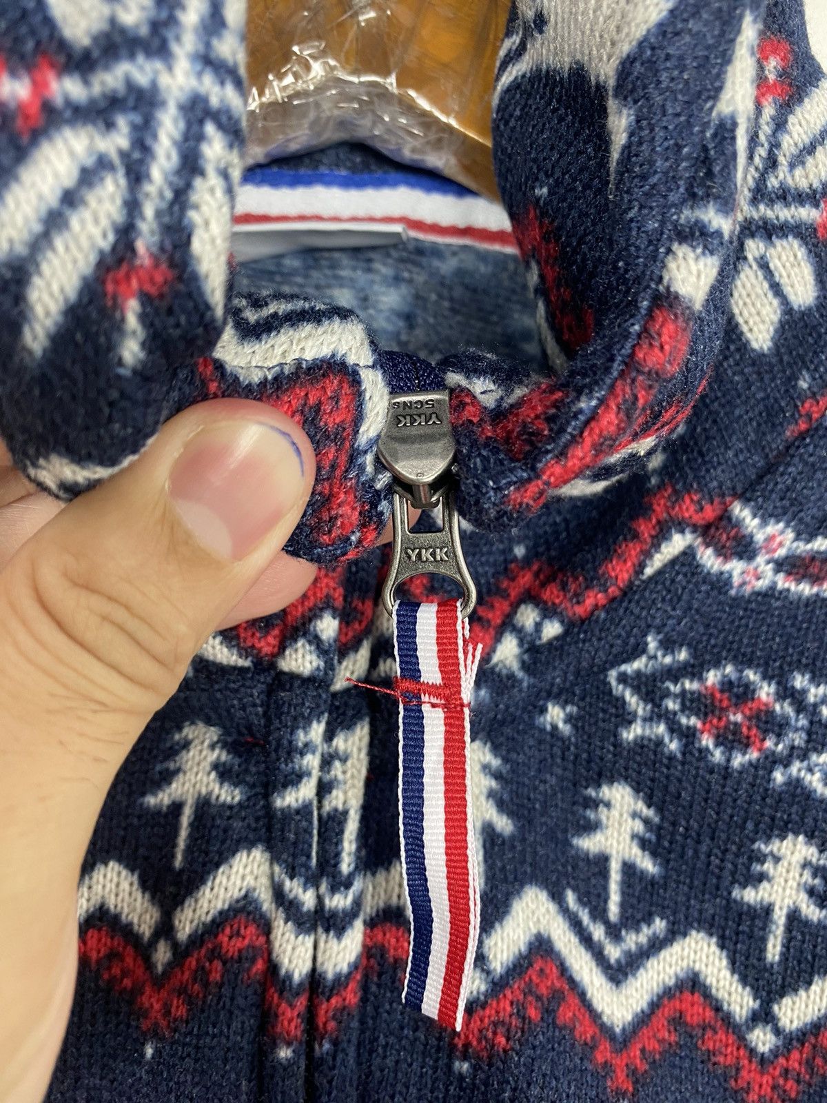 Fila Rare‼️ Fila Hoodie Christmas All Over Print Size US M / EU 48-50 / 2 - 7 Thumbnail