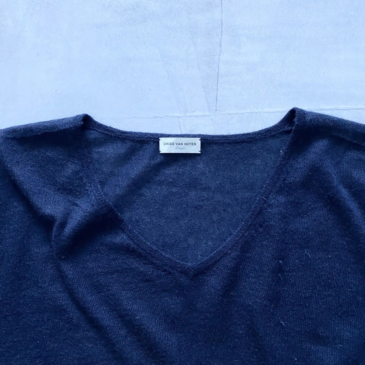 Dries Van Noten Dries Van Noten V-neck Cashmere Mohair Distressed Sweater Size US L / EU 52-54 / 3 - 2 Thumbnail
