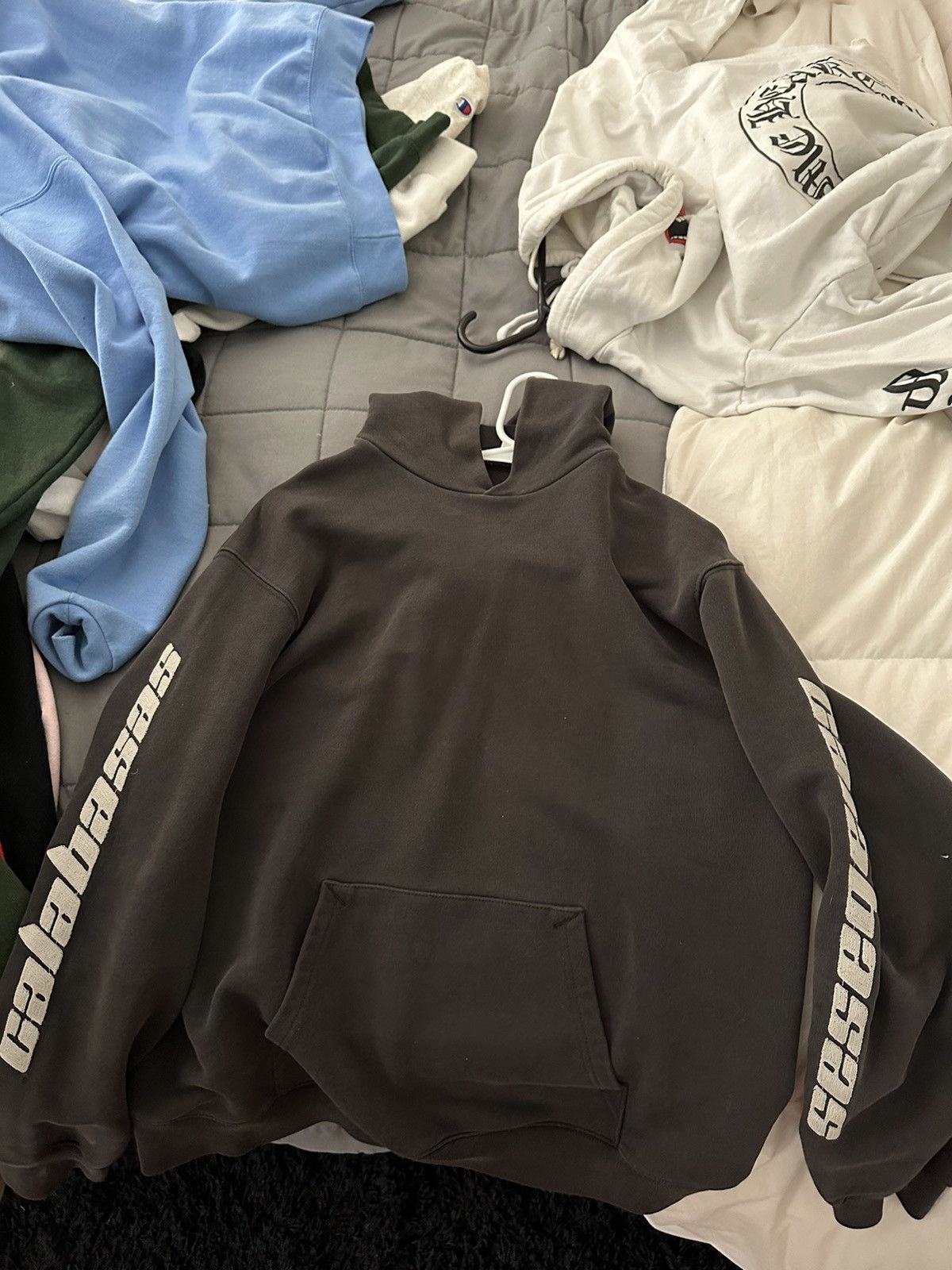 Calabasas hoodie season 4 online