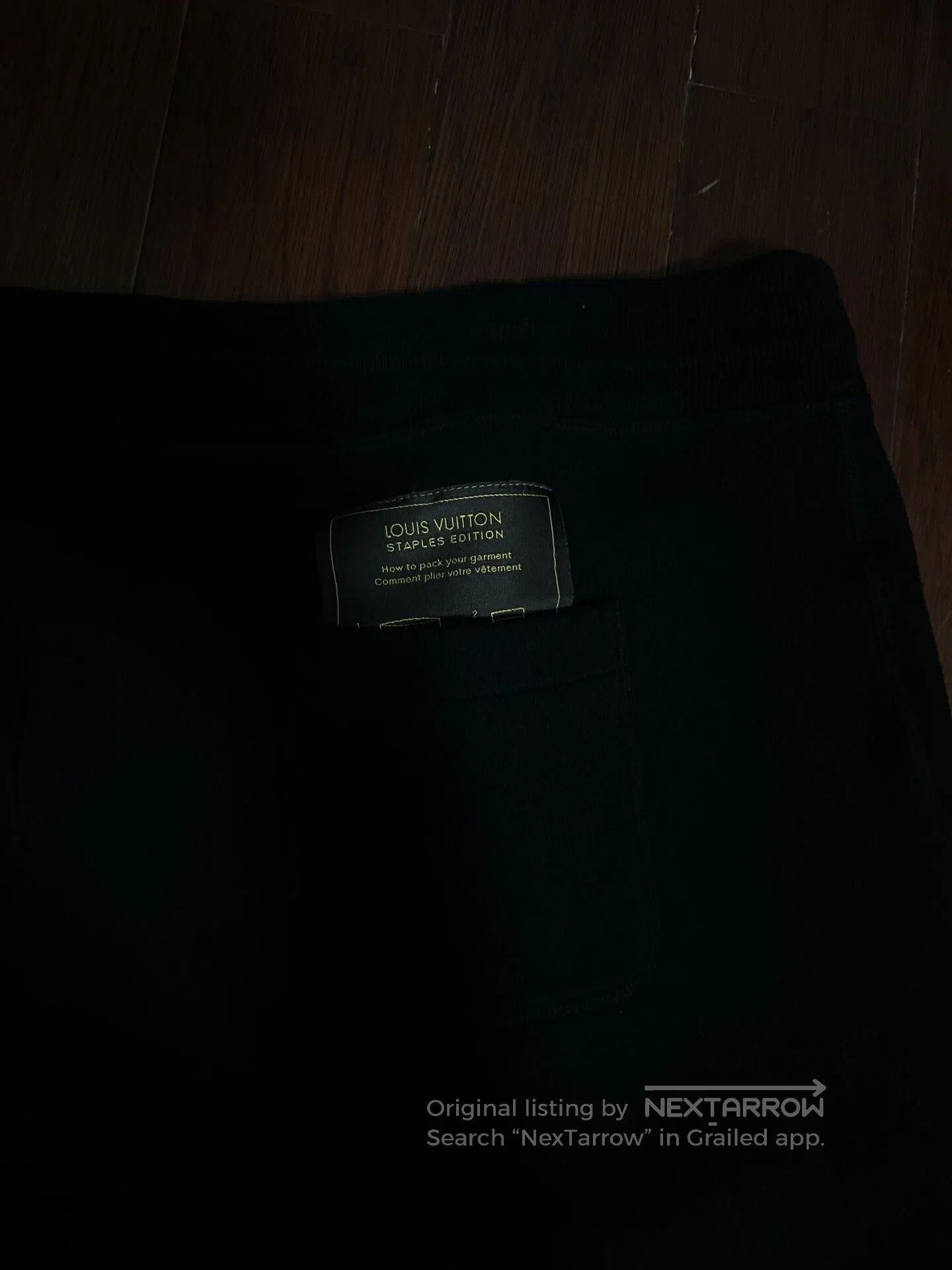 Louis Vuitton louis vuitton black logo shorts size XXL. Size US 44 / EU 60 - 2 Thumbnail