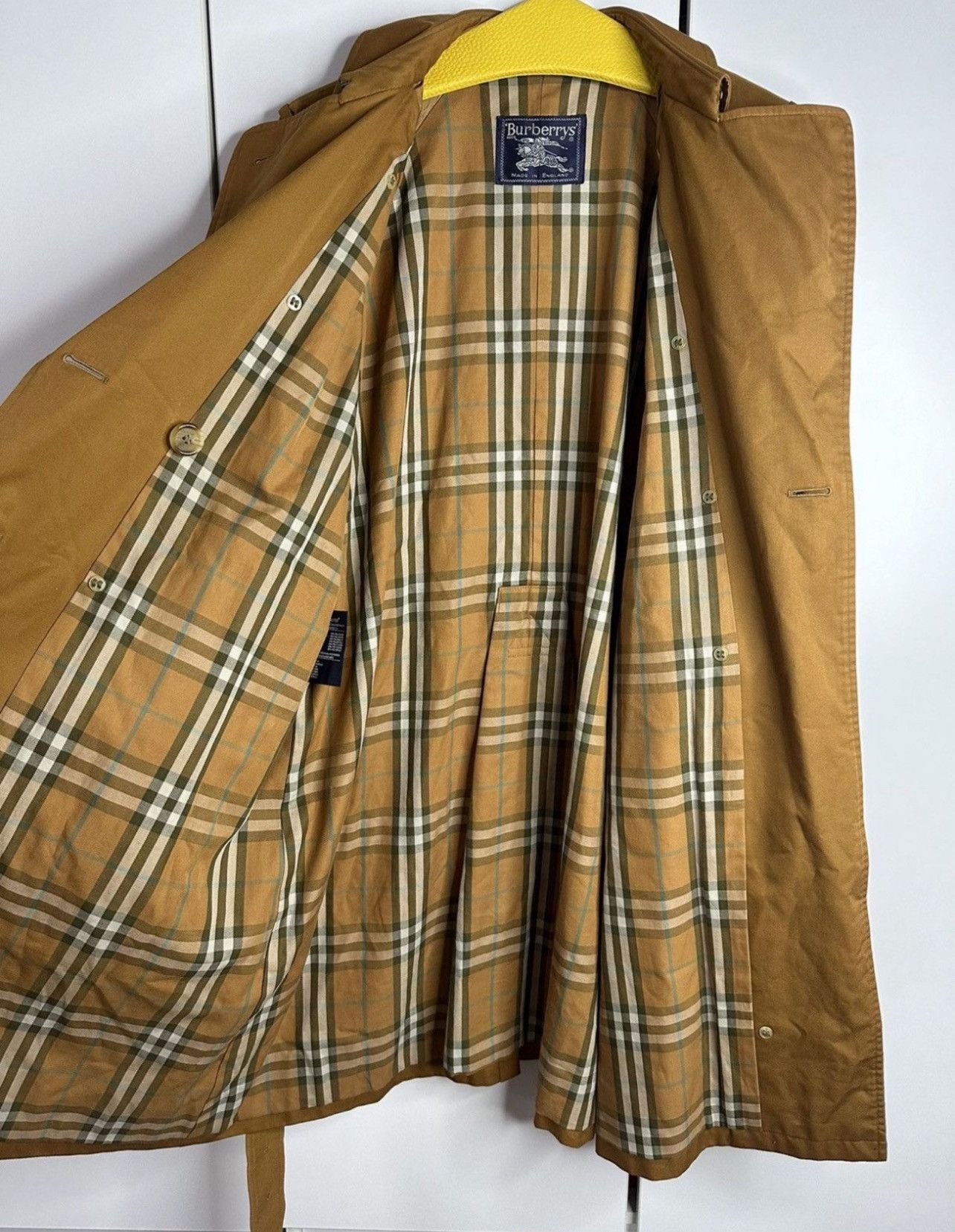 Burberry × Vintage Vintage Luxury Burberry Trench Coat Size M / US 6-8 / IT 42-44 - 2 Thumbnail