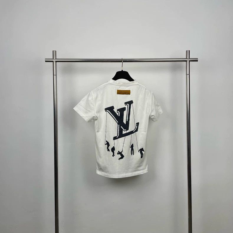 Louis Vuitton Louis Vuitton Paratrooper front and back logo short sleeves Size US S / EU 44-46 / 1 - 2 Thumbnail
