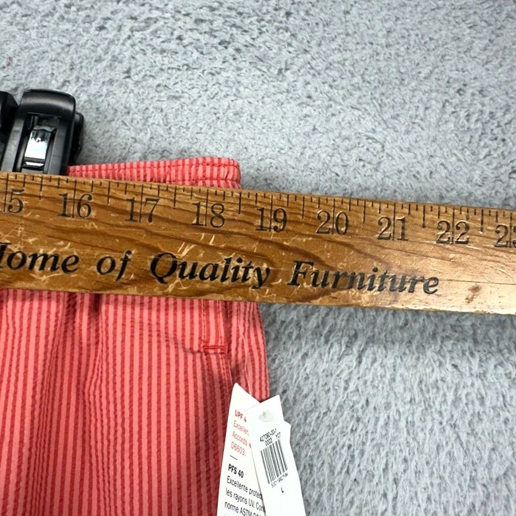 Old Navy VINTAGE? No. Old Navy Red Striped Board Shorts Mens Large - Lined Swim Trunks, Drawstring, Pockets, 8 Inseam, 37" Waist, NEW Size US 33 - 6 Thumbnail