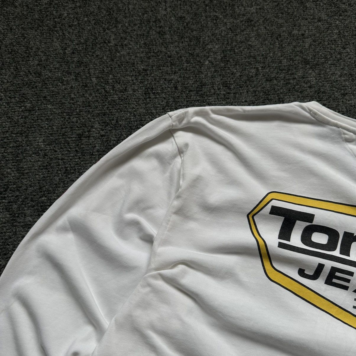 Tommy Jeans VTG Mans Tommy Jeans Size M Y2K Long-sleeve T-shirts Cotton Size US M / EU 48-50 / 2 - 16 Thumbnail