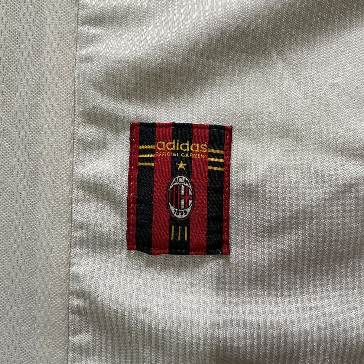 Adidas × Vintage Adidas Ac Milan Away 1998-99 Shevchenko #3 Soccer Jersey Size US L / EU 52-54 / 3 - 8 Thumbnail