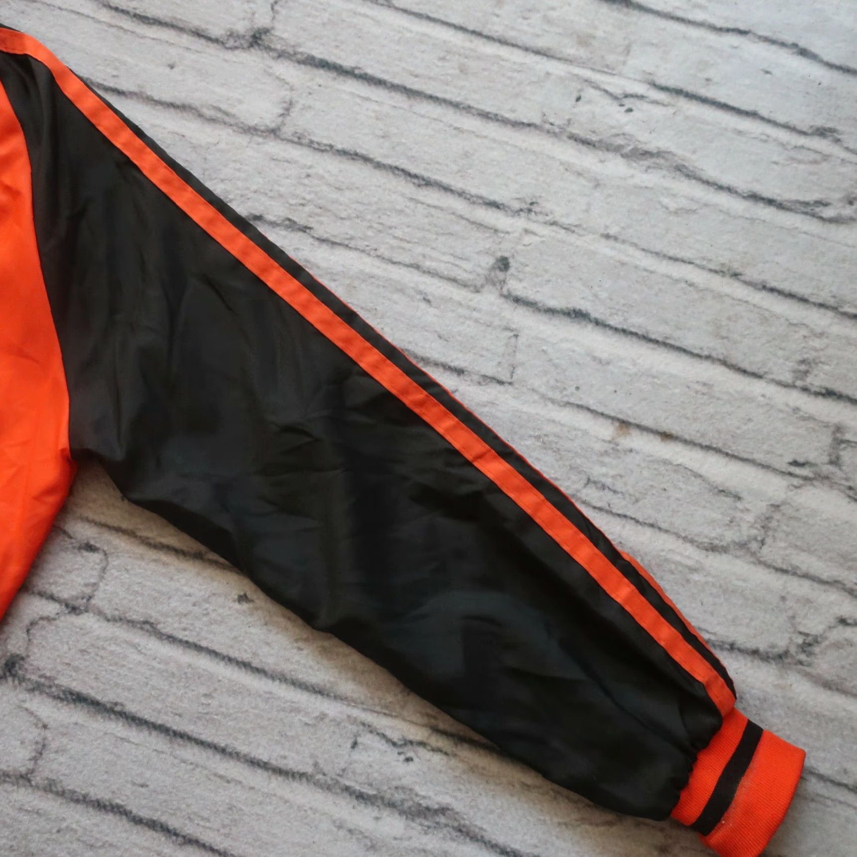 Harley Davidson Vintage Harley Davidson Eagle Bomber Jacket Slim Medium Orange / Black Mens Jacket USA 80s 90s 80s Harley Davidson USA Bomber Jacket Mens Size US M / EU 48-50 / 2 - 6 Thumbnail