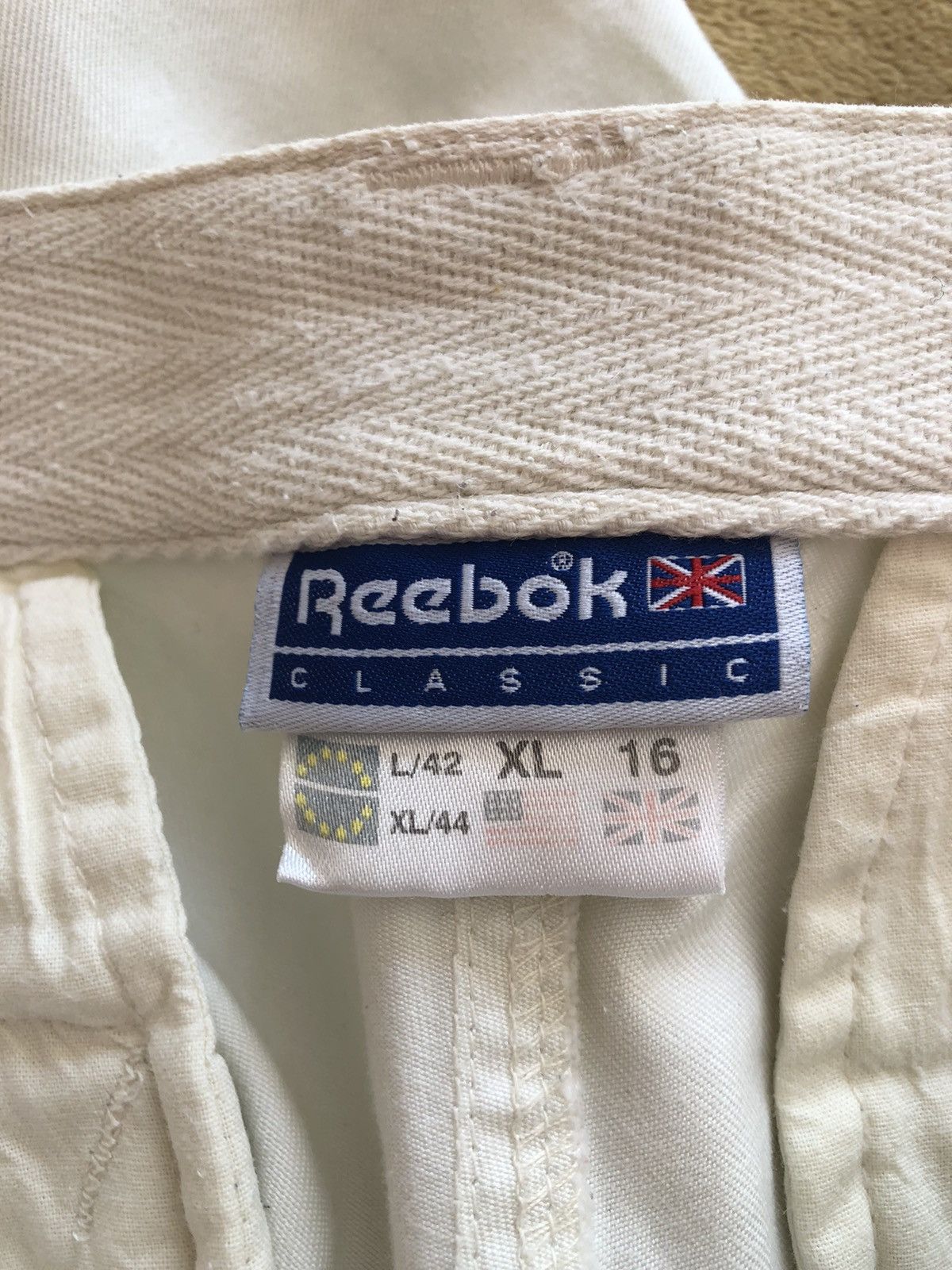 Reebok REEBOK CLASSICS VINTAGE QUALITY SPORT LIGHT SHORTS Size US 33 - 3 Thumbnail